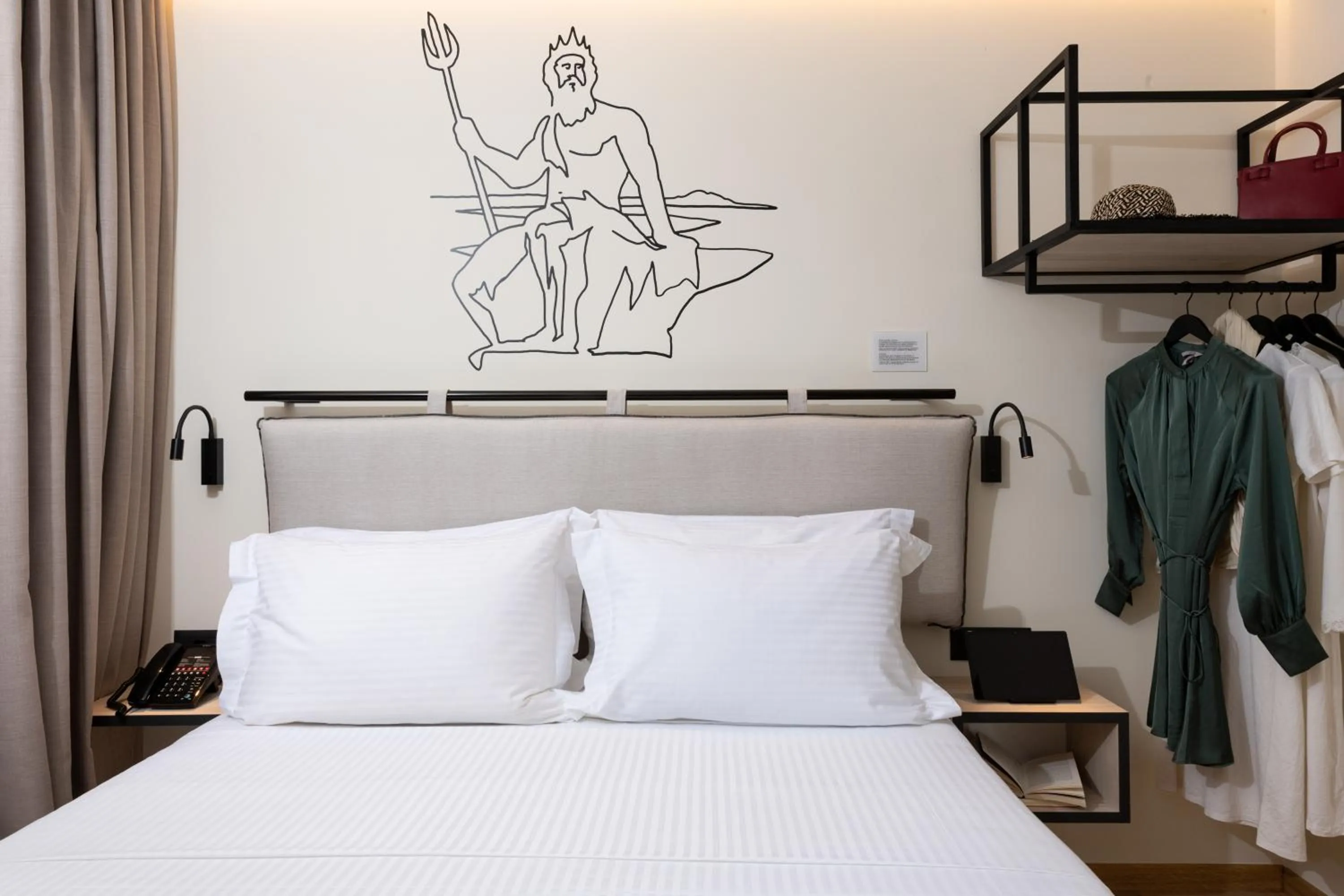 Bed in Epoch House & The Orange Shop - Adults Only