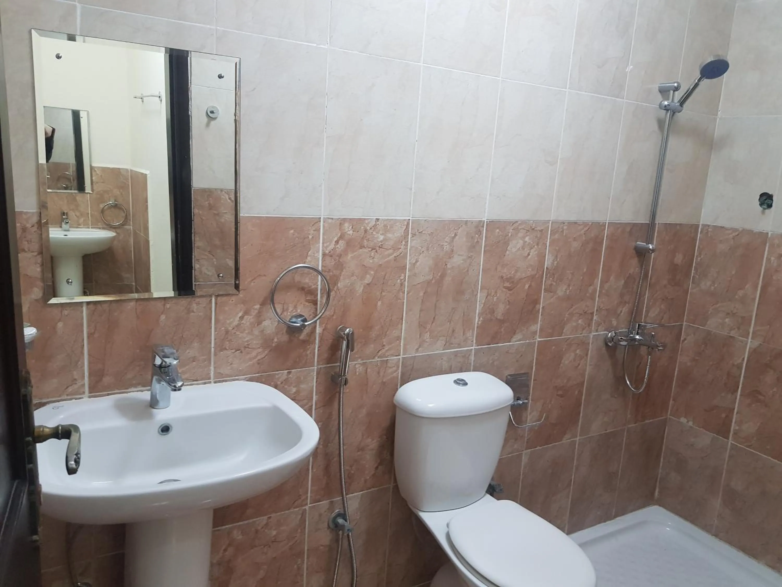 Today House Suites 2