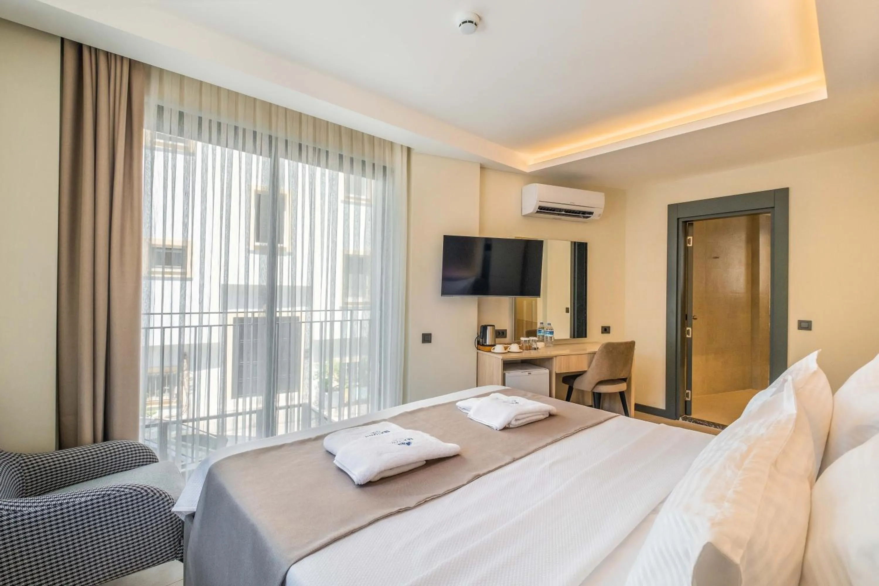 Bed in SeaTown Hotel