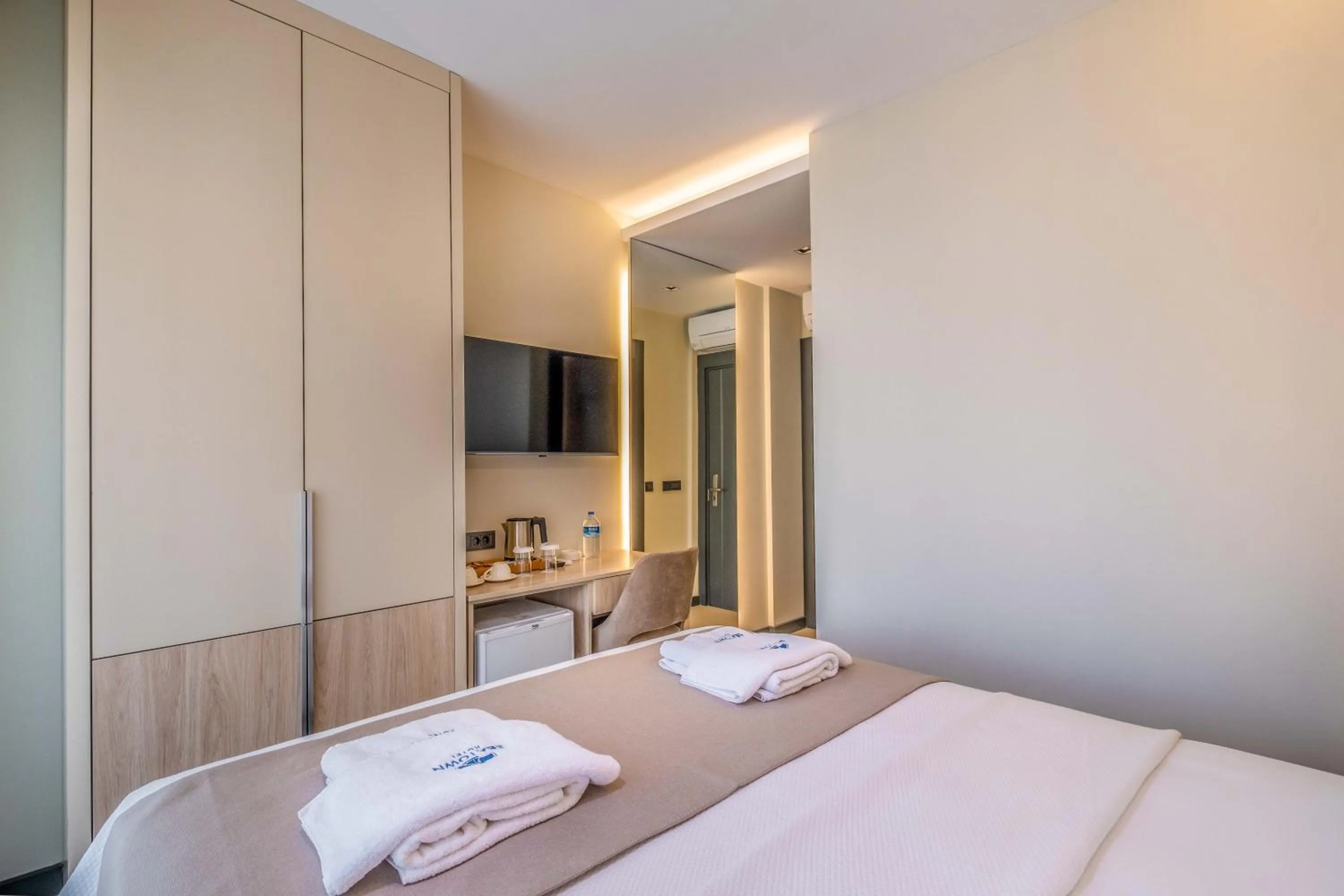 Bed in SeaTown Hotel