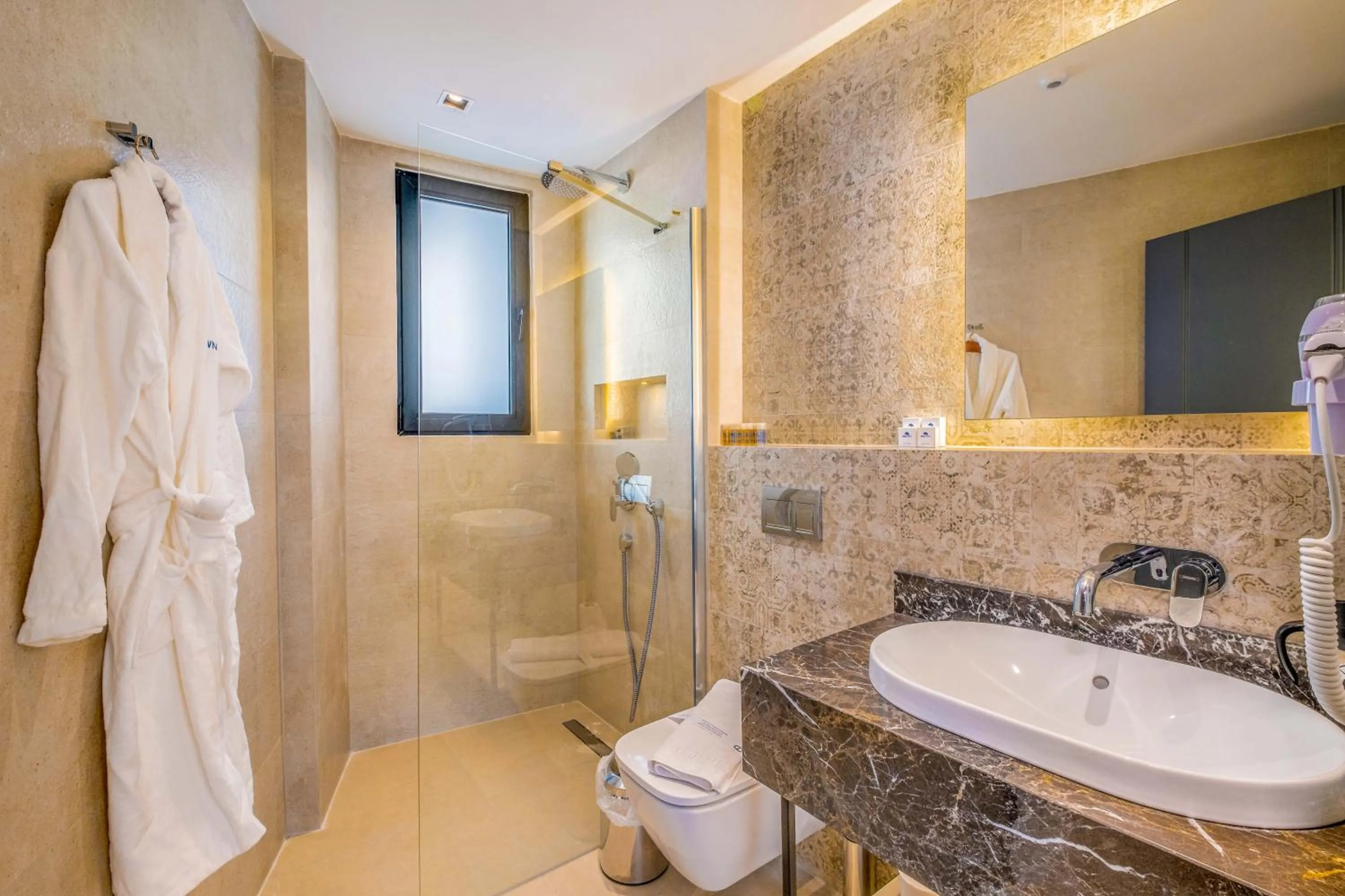 Bathroom in SeaTown Hotel