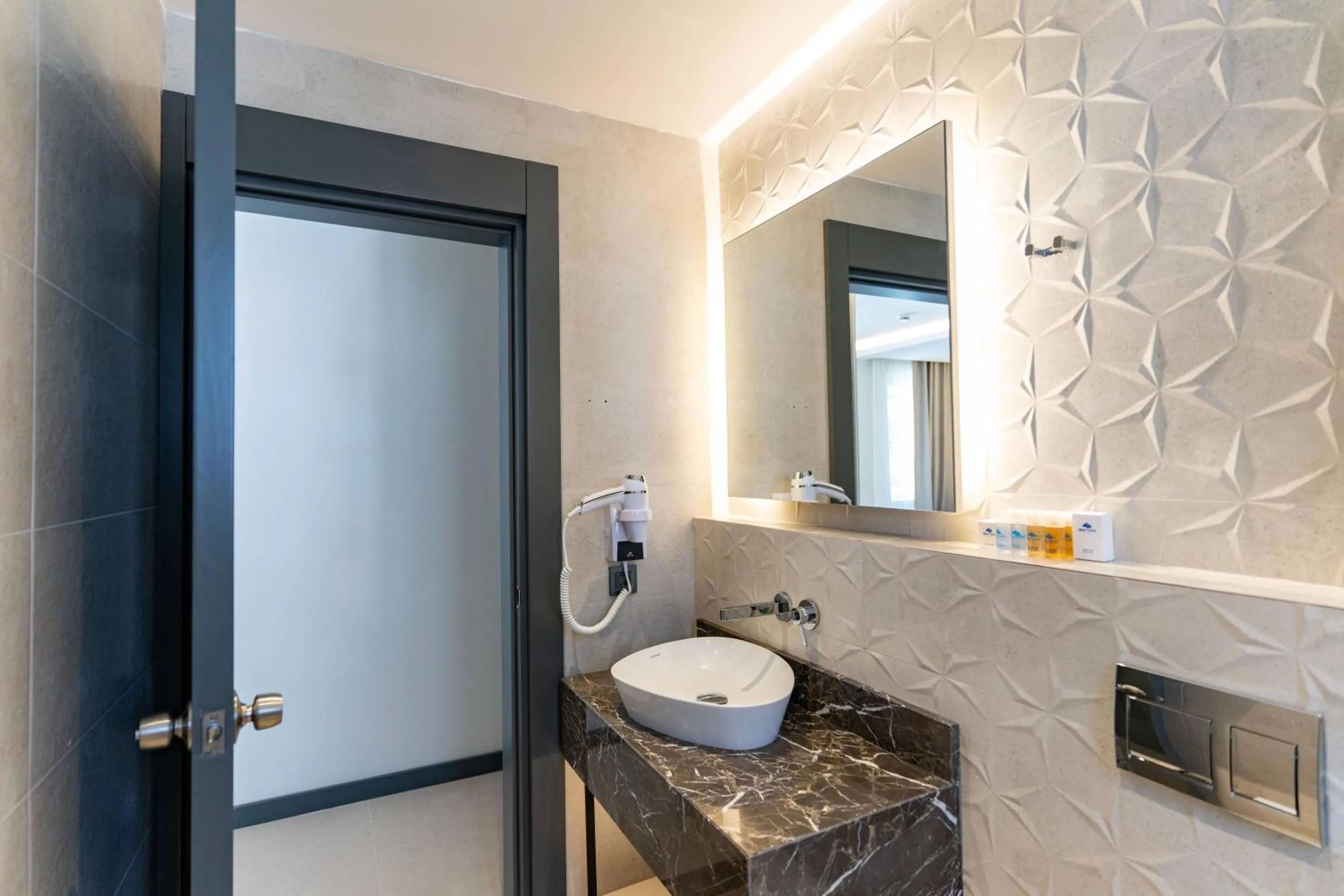 Bathroom in SeaTown Hotel