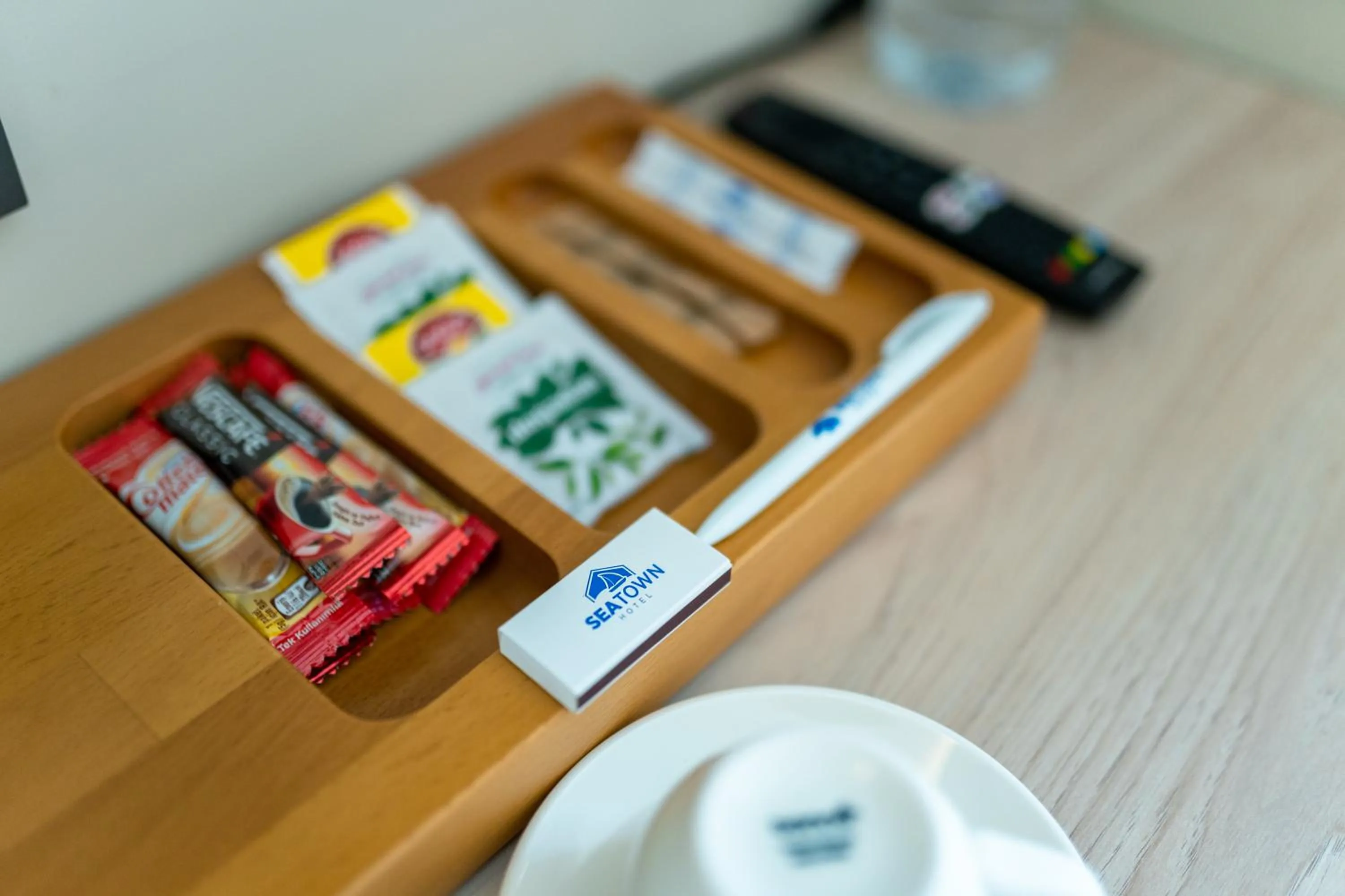 Coffee/tea facilities in SeaTown Hotel
