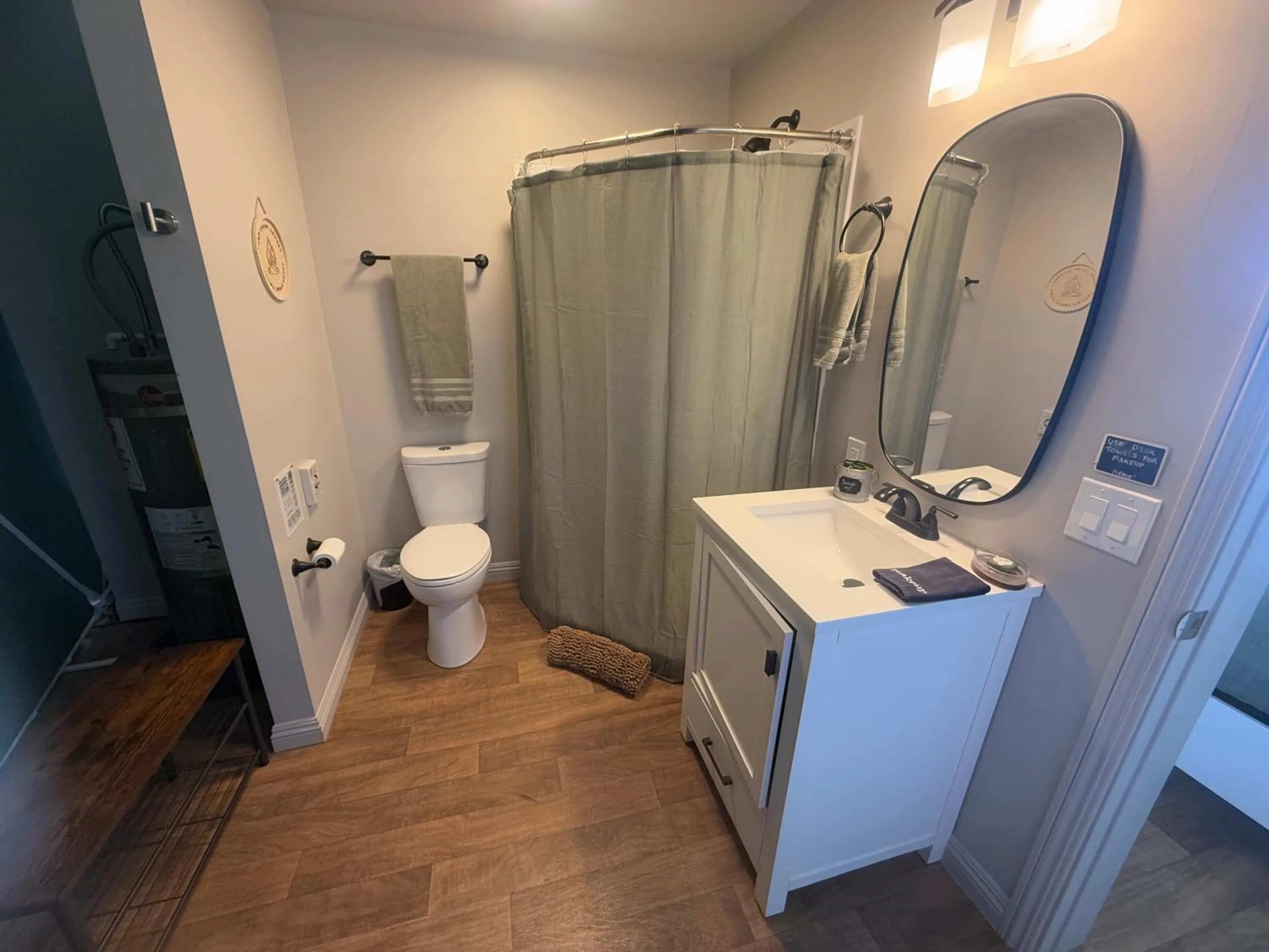 Shower in Bryce Glamp And Camp