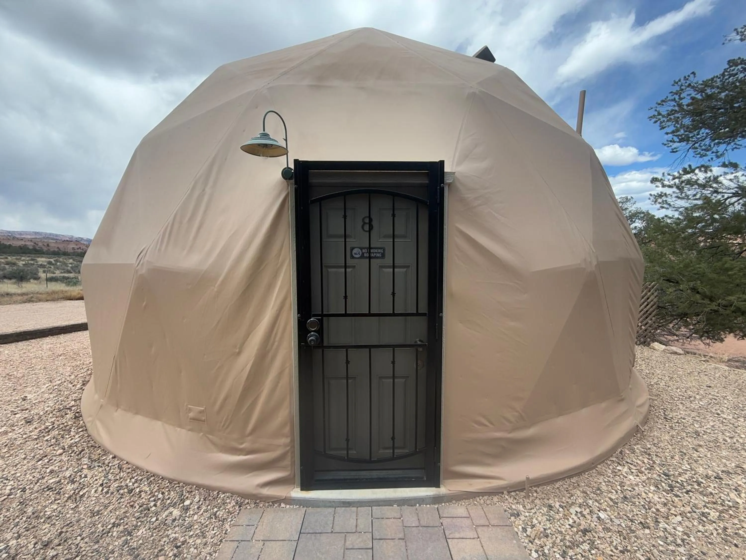 Property building in Bryce Glamp And Camp