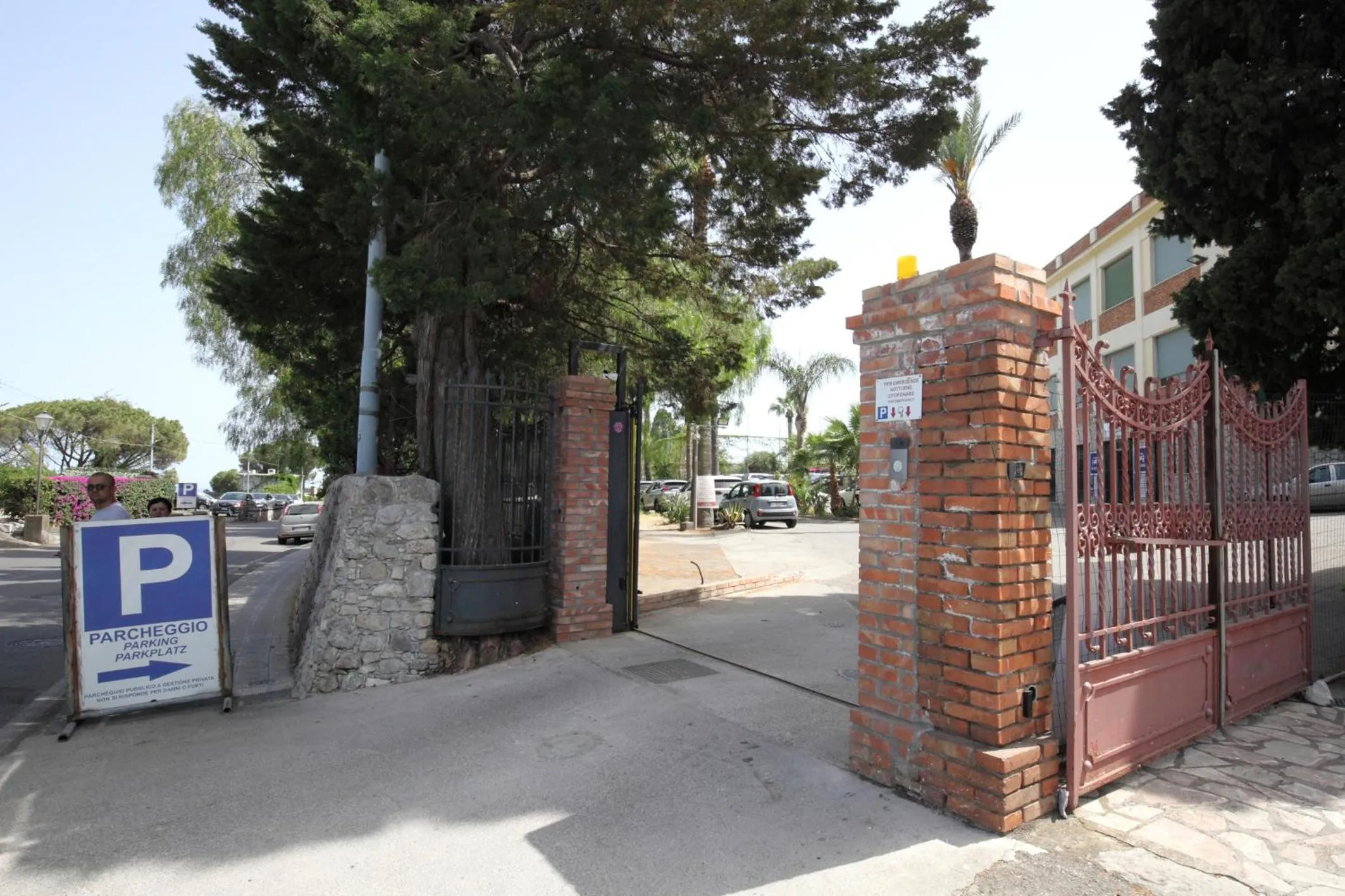 Property building in Lady Hill