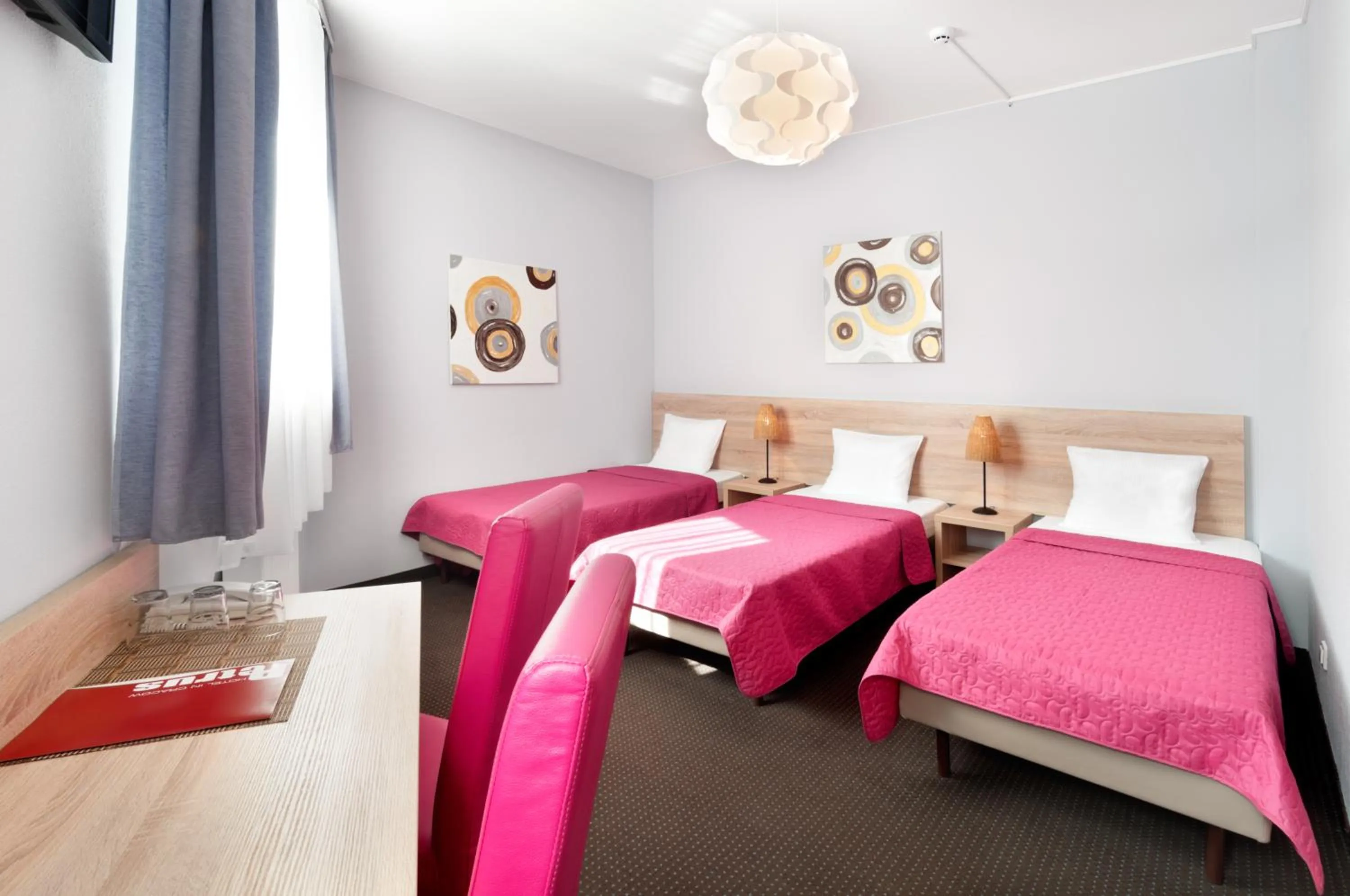 Photo of the whole room in Hotel Petrus