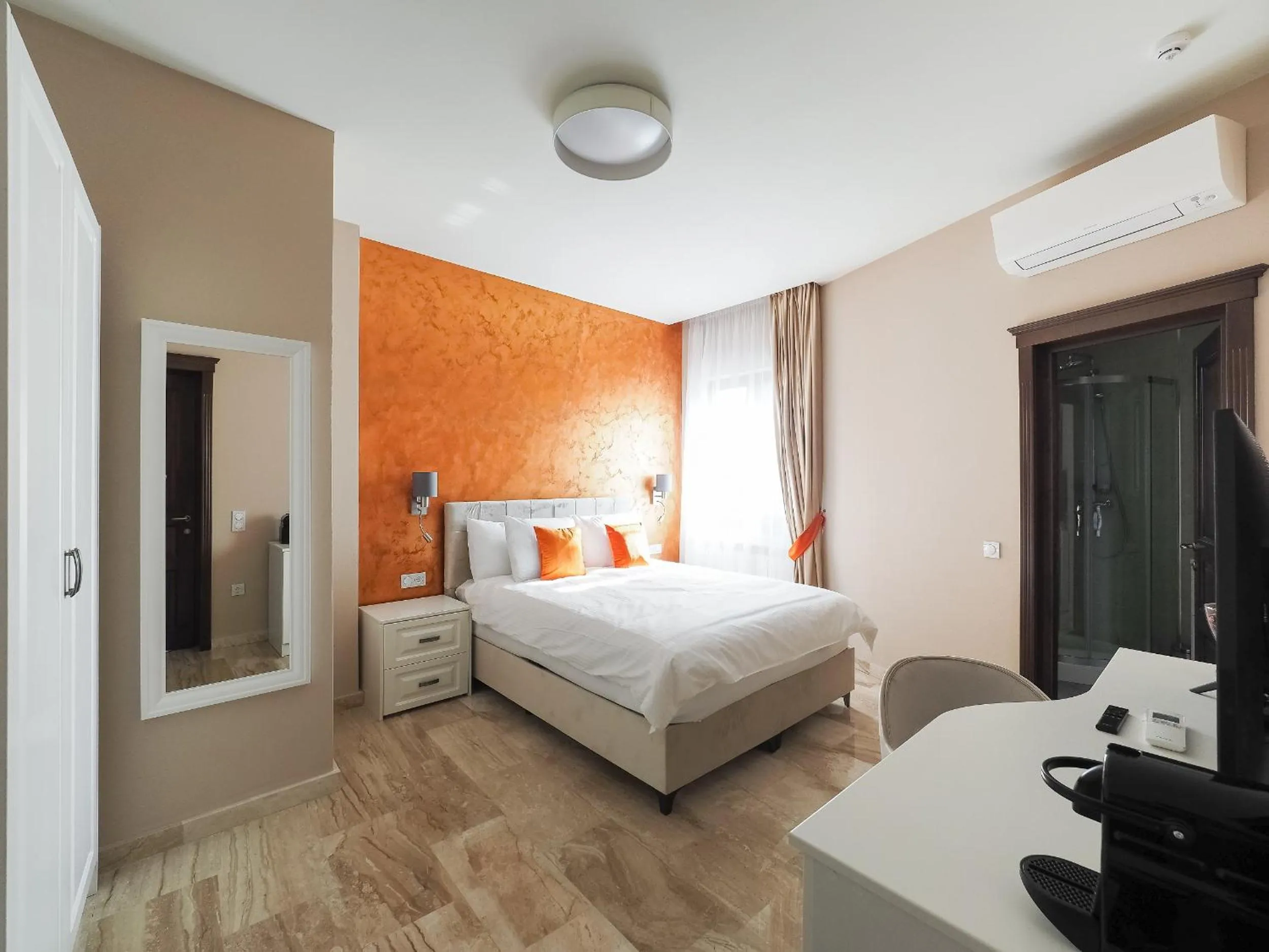 Bed in Boutique Central