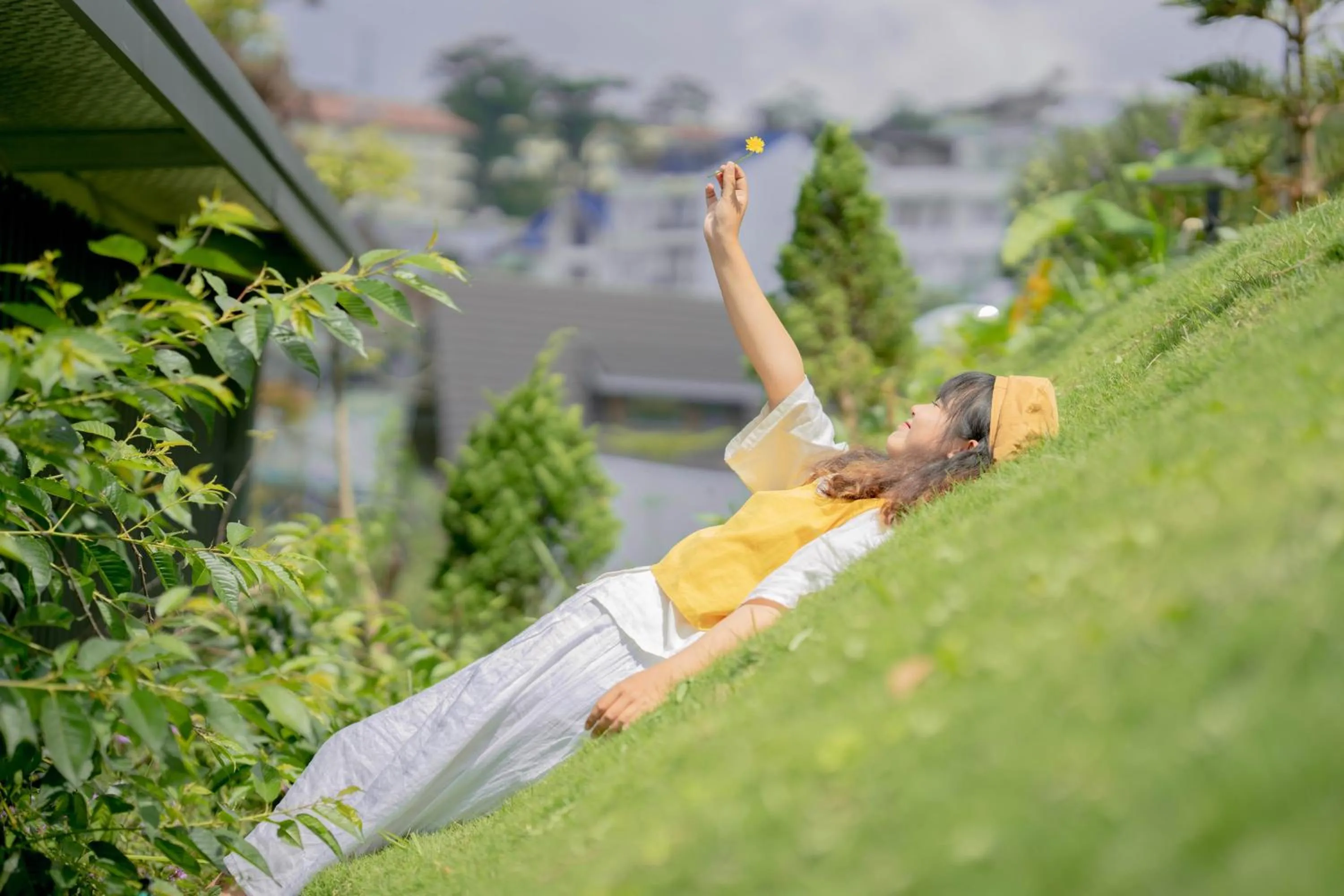 People in Orimi Cafe & Homies Dalat