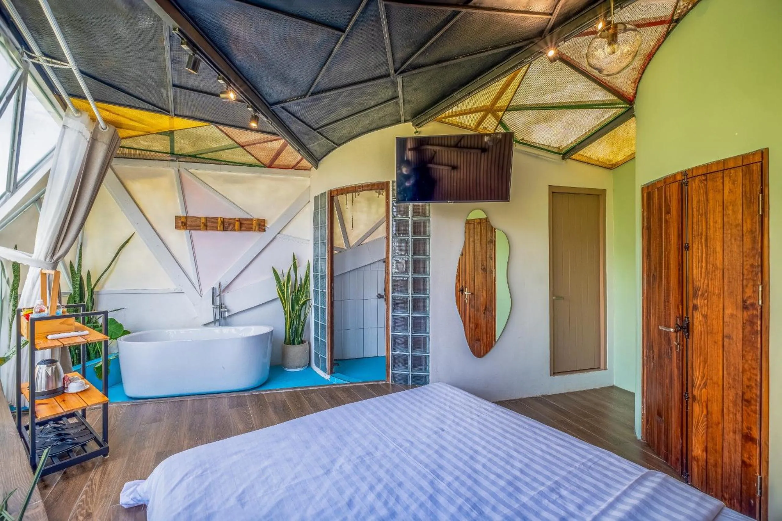 Bedroom, Bed in Orimi Cafe & Homies Dalat