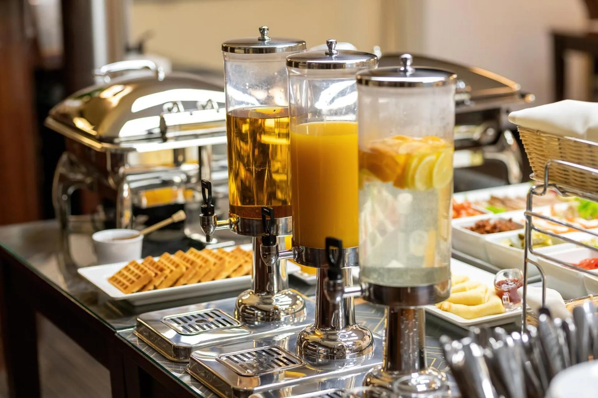 Food and drinks in Villa Angela