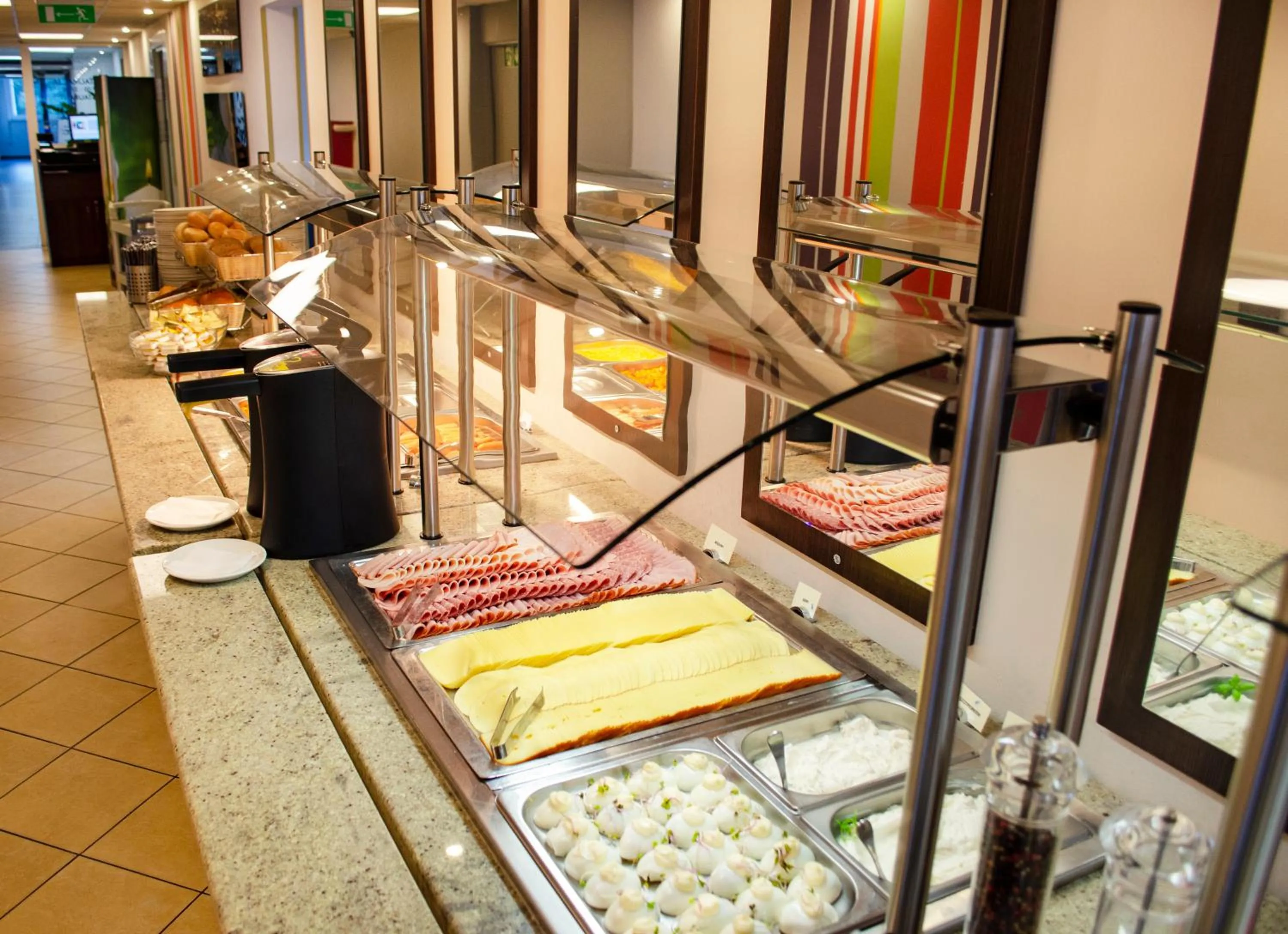 Buffet breakfast in Aramis