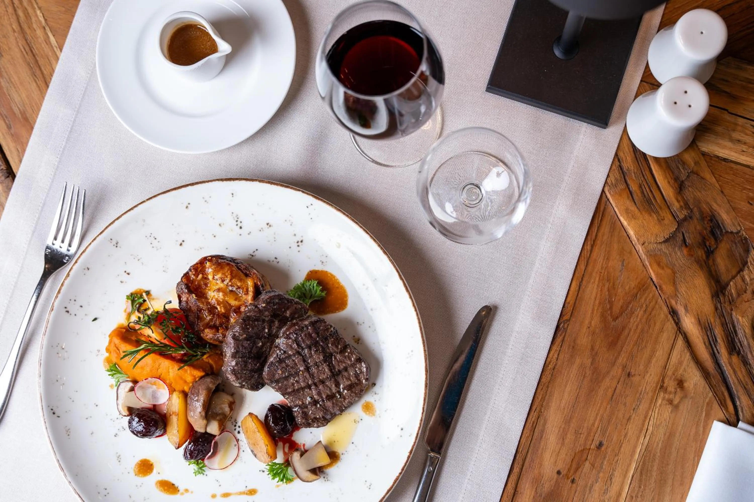 Food and drinks in Airport Hotel Okęcie