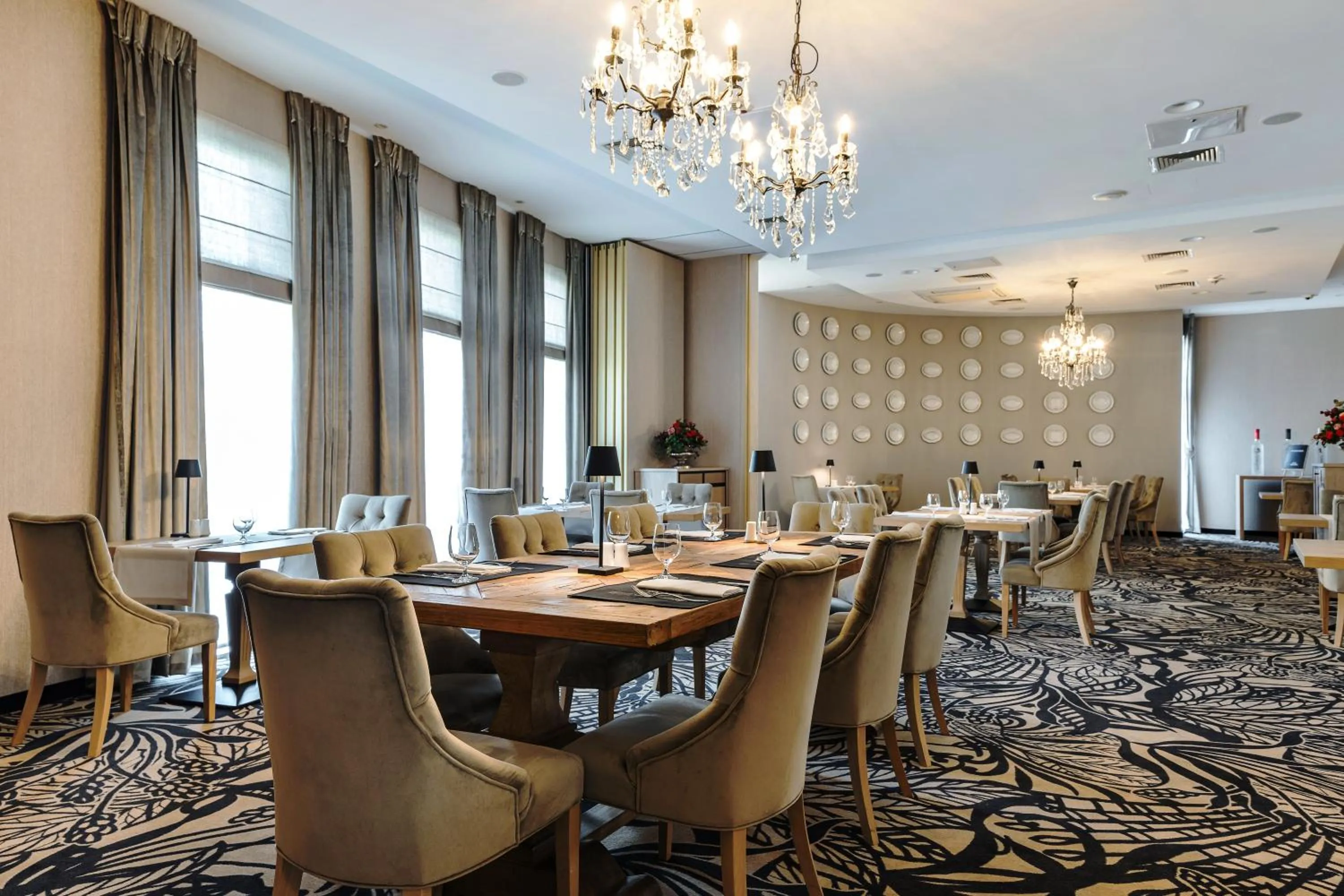 Restaurant/places to eat in Airport Hotel Okęcie