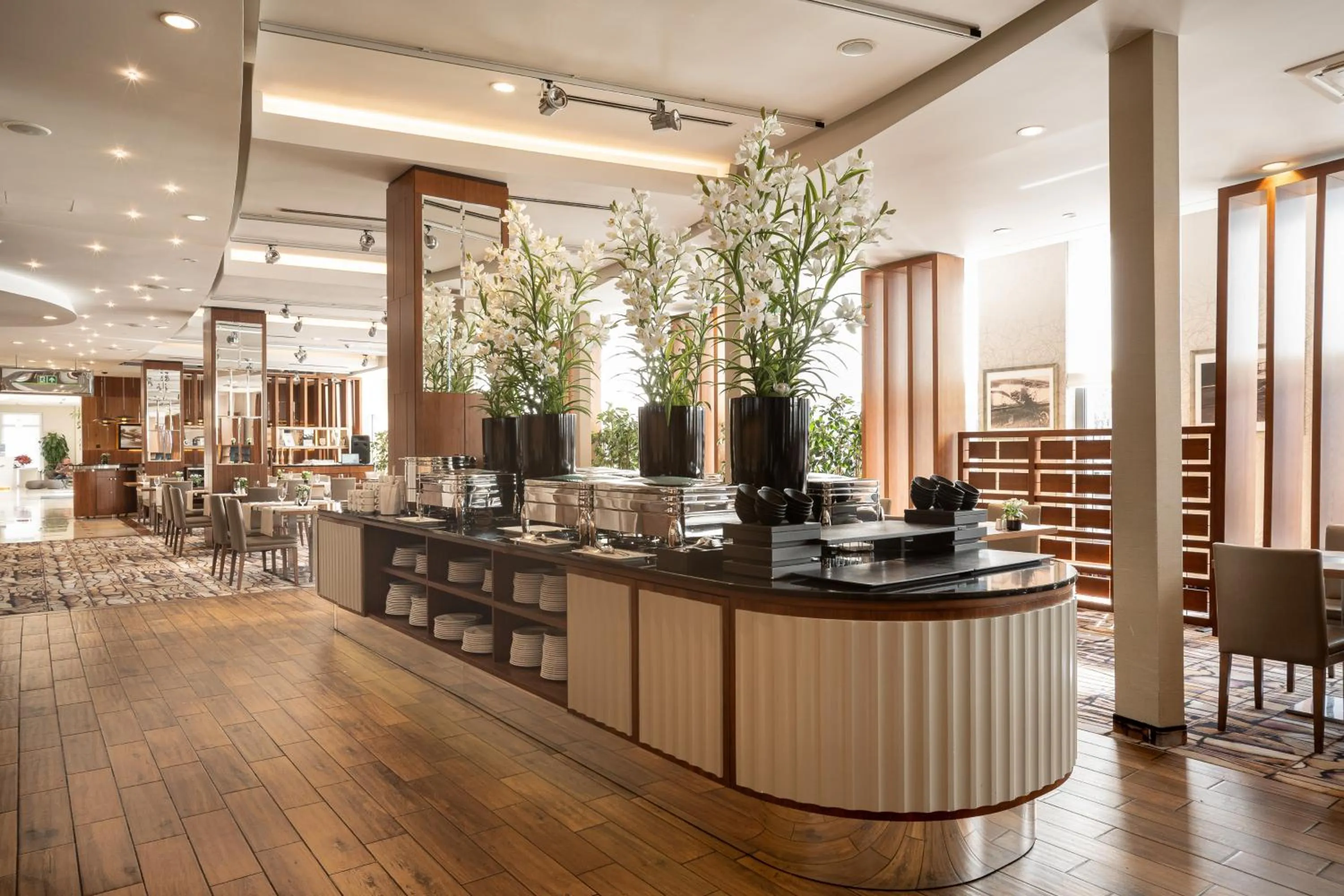 Restaurant/places to eat in Airport Hotel Okęcie