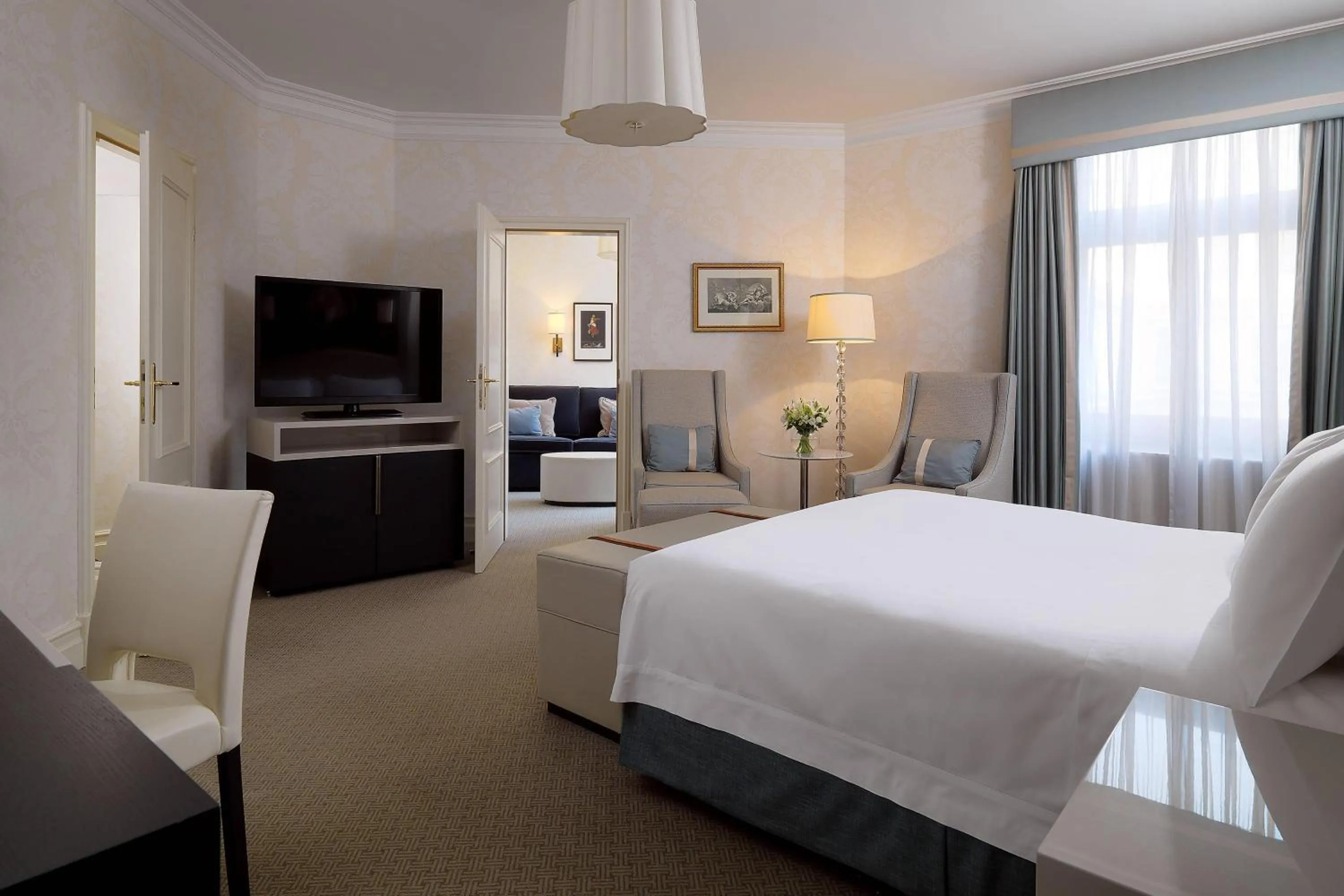 Photo of the whole room, Bed in Hotel Bristol, A Luxury Collection Hotel, Warsaw