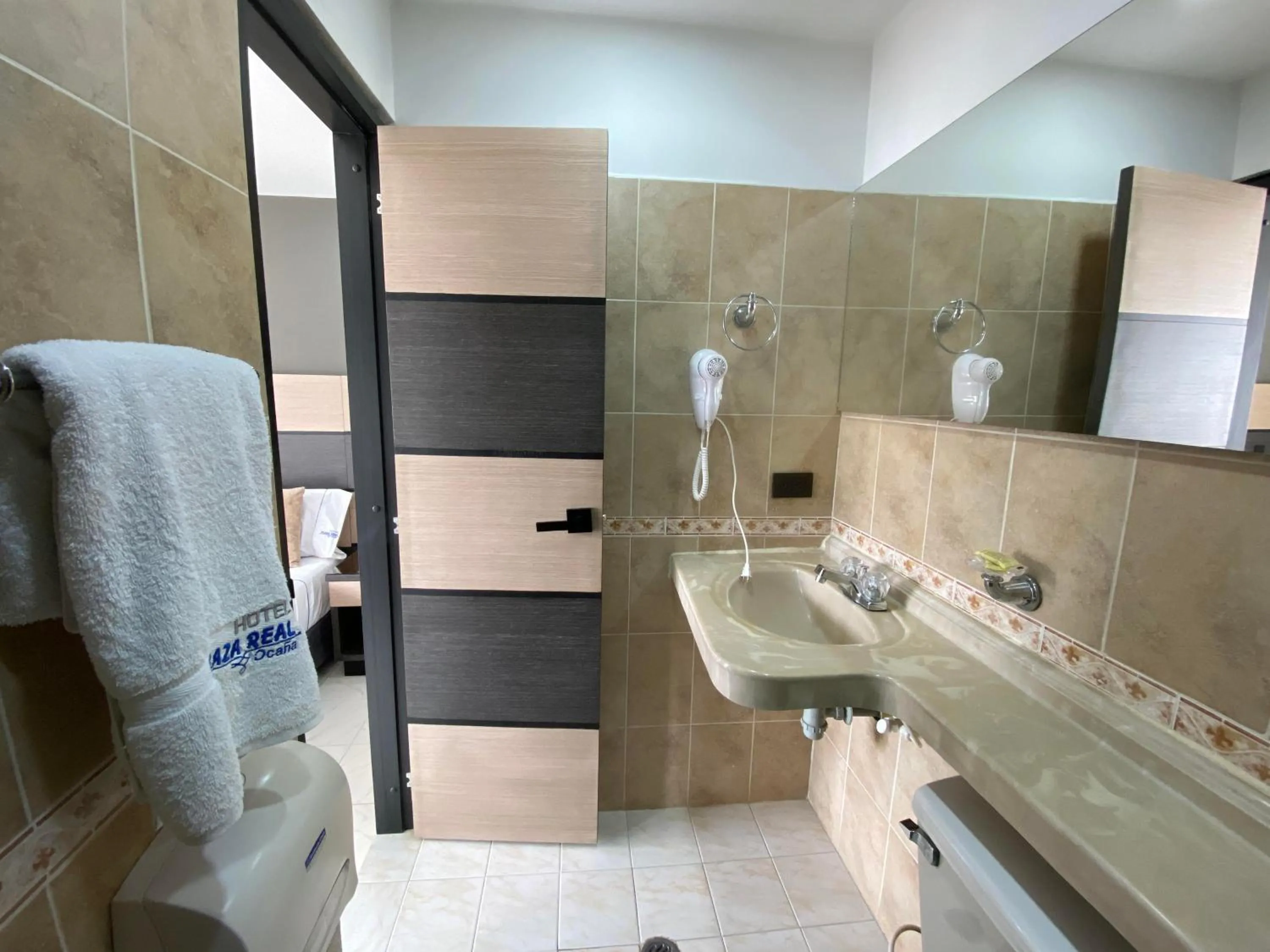 Bathroom in Hotel Plaza Real Ocaña