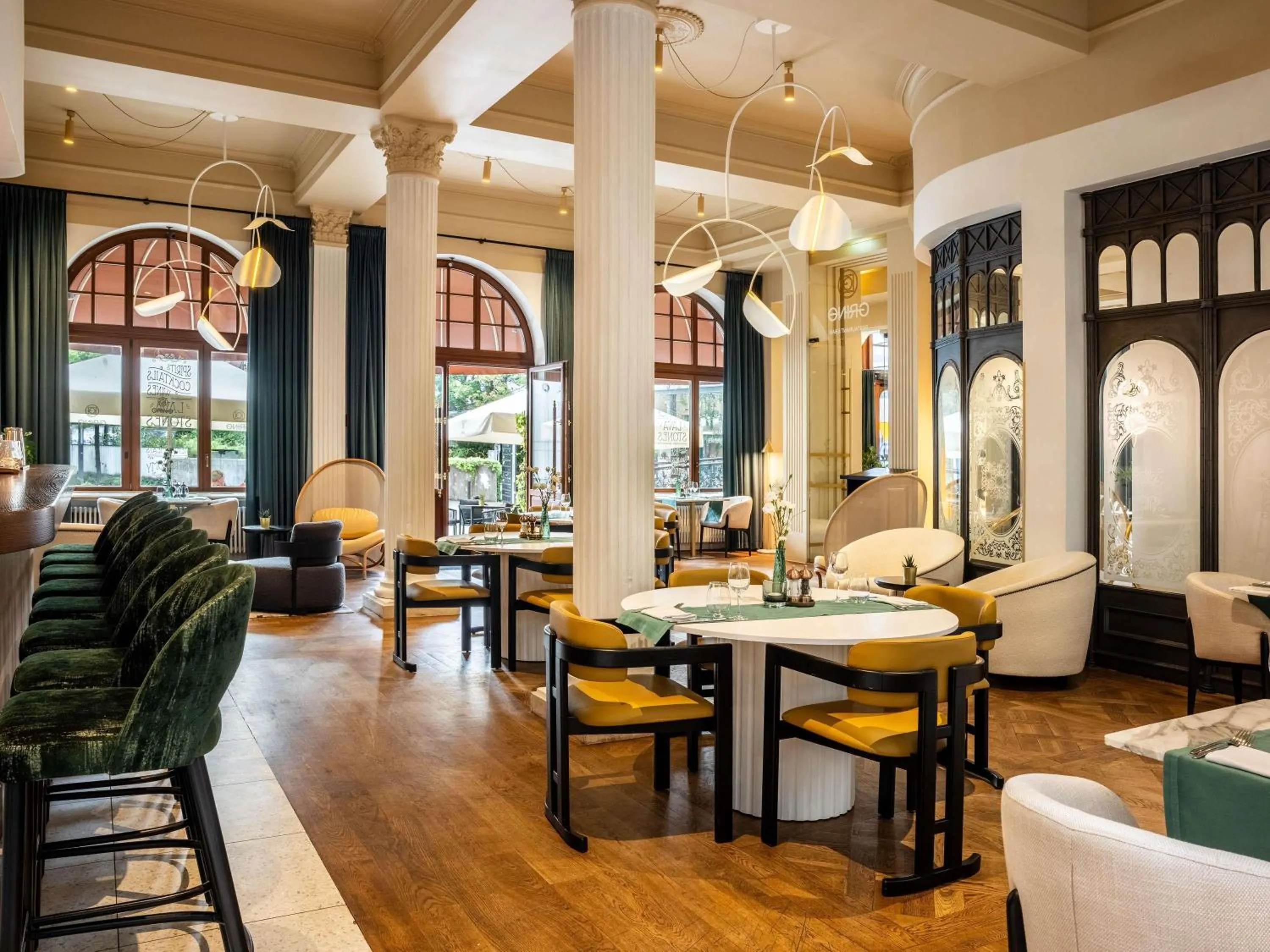 Lounge or bar in Rezydent Hotel Sopot - MGallery Collection