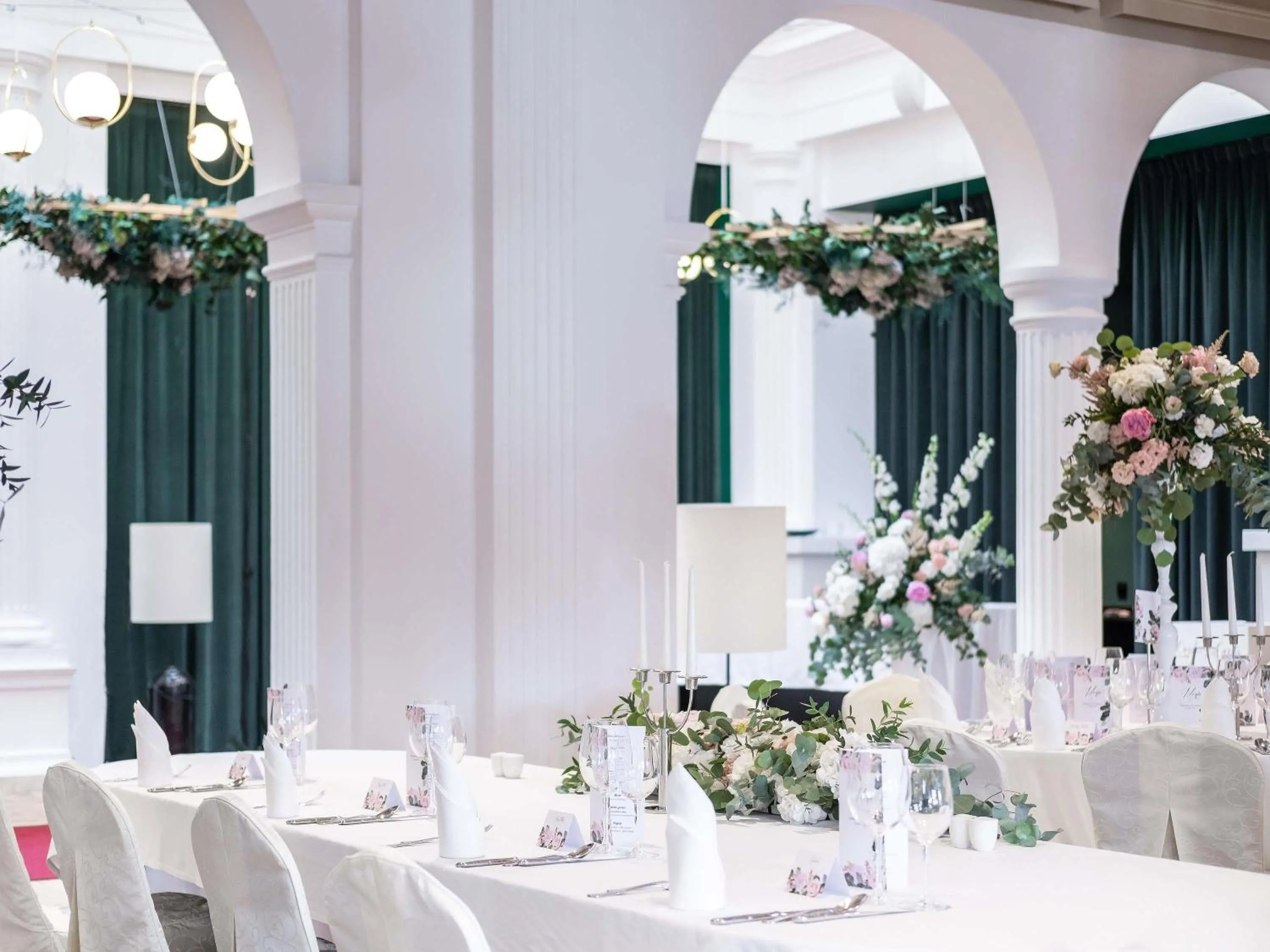 wedding in Rezydent Hotel Sopot - MGallery Collection