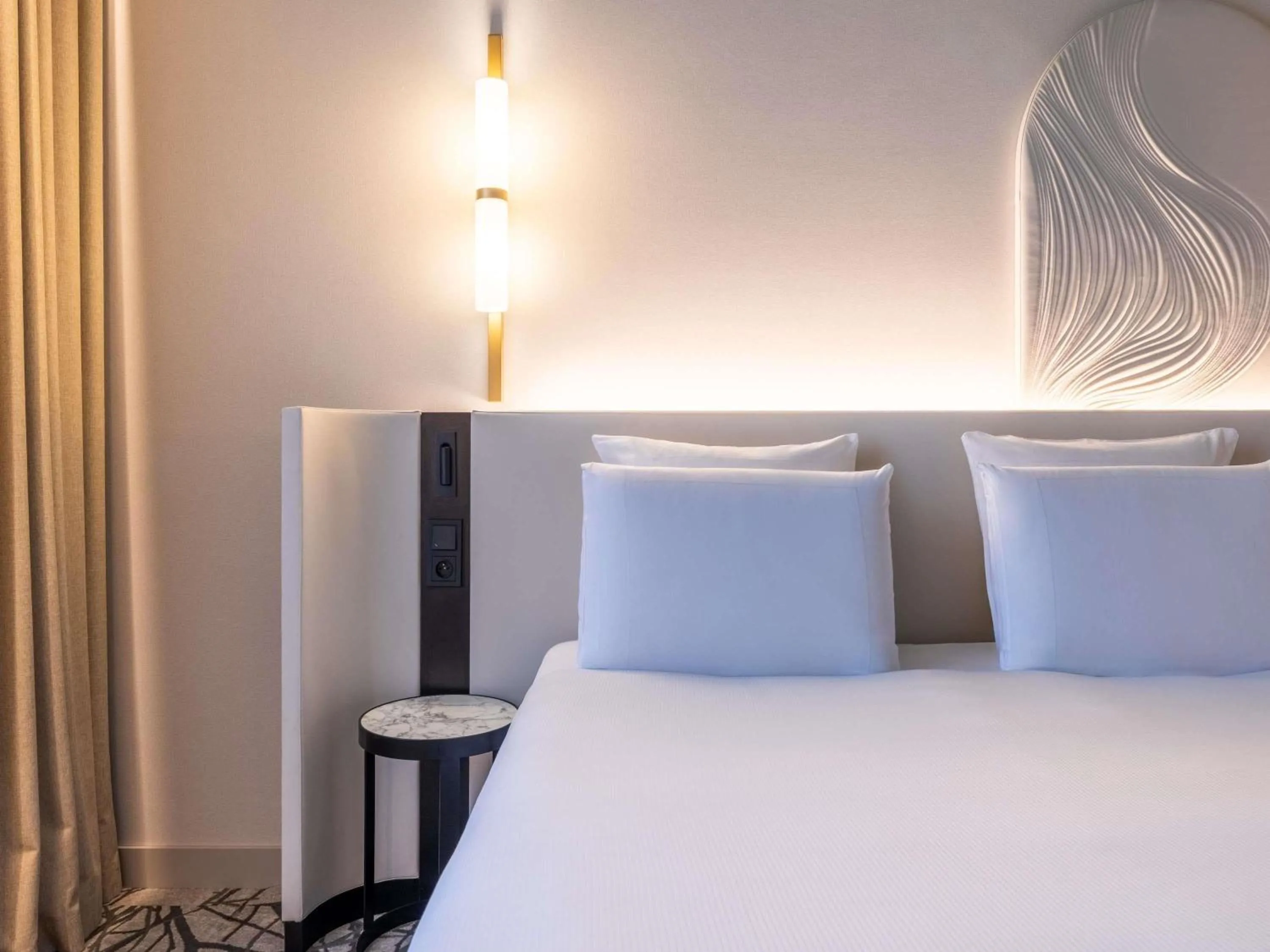 Bedroom, Bed in Rezydent Hotel Sopot - MGallery Collection