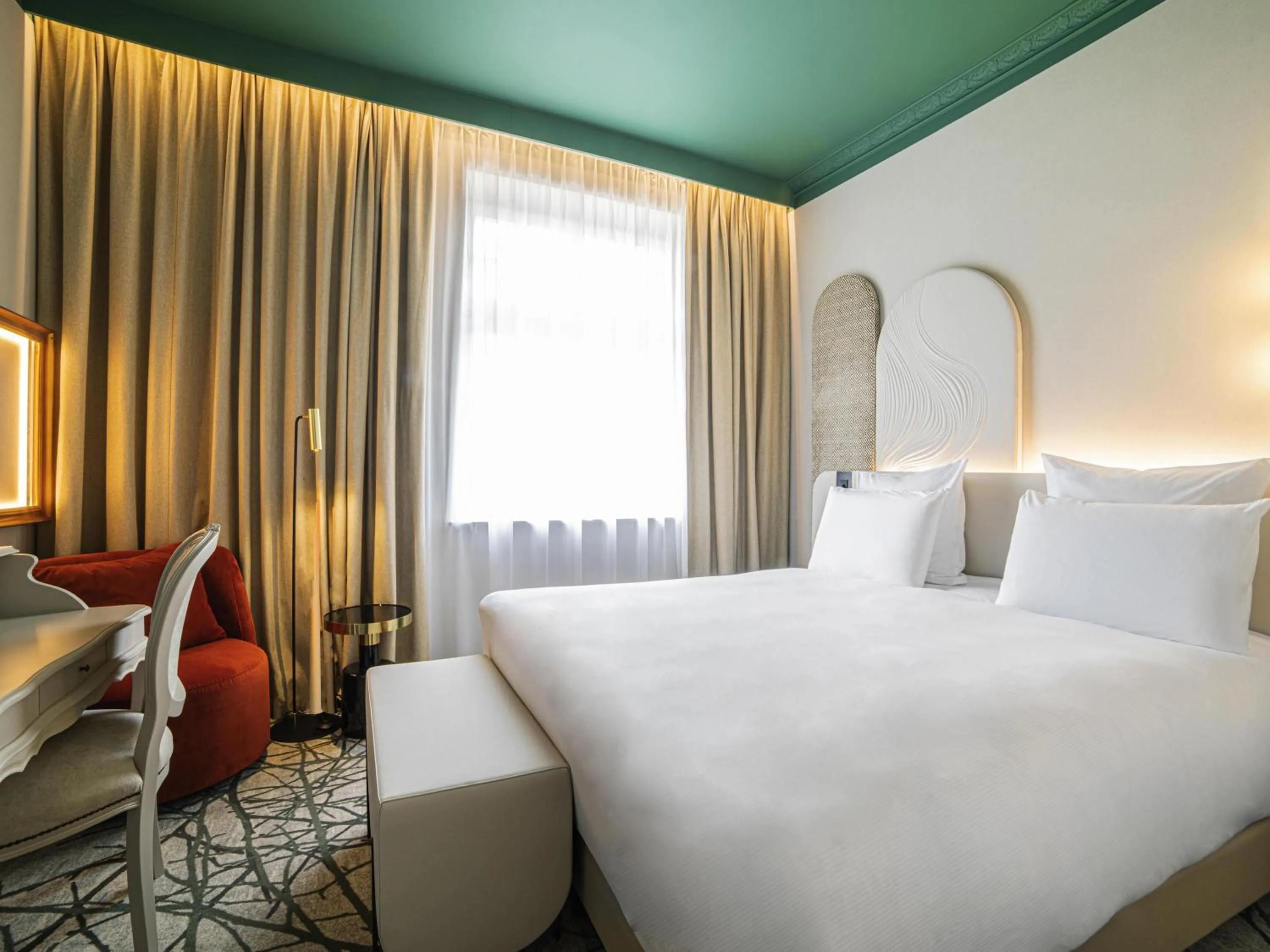 Bedroom, Bed in Rezydent Hotel Sopot - MGallery Collection