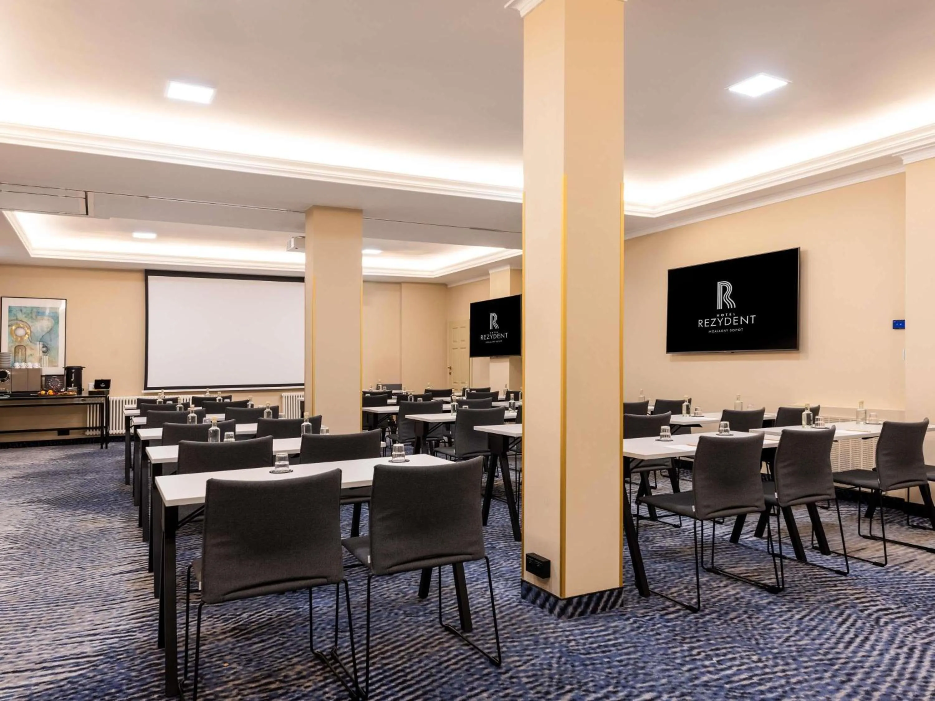 Meeting/conference room in Rezydent Hotel Sopot - MGallery Collection