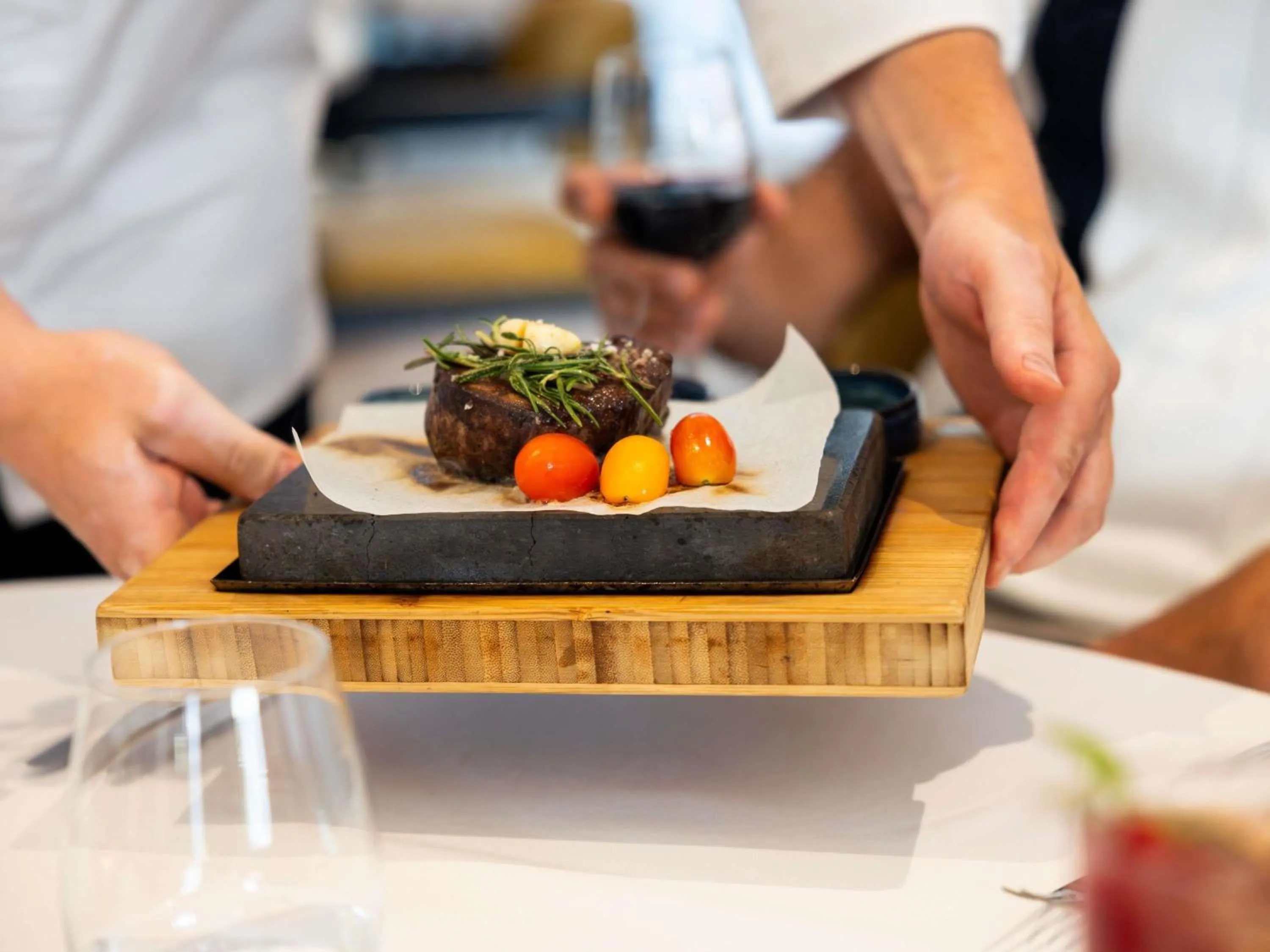 Restaurant/places to eat in Rezydent Hotel Sopot - MGallery Collection