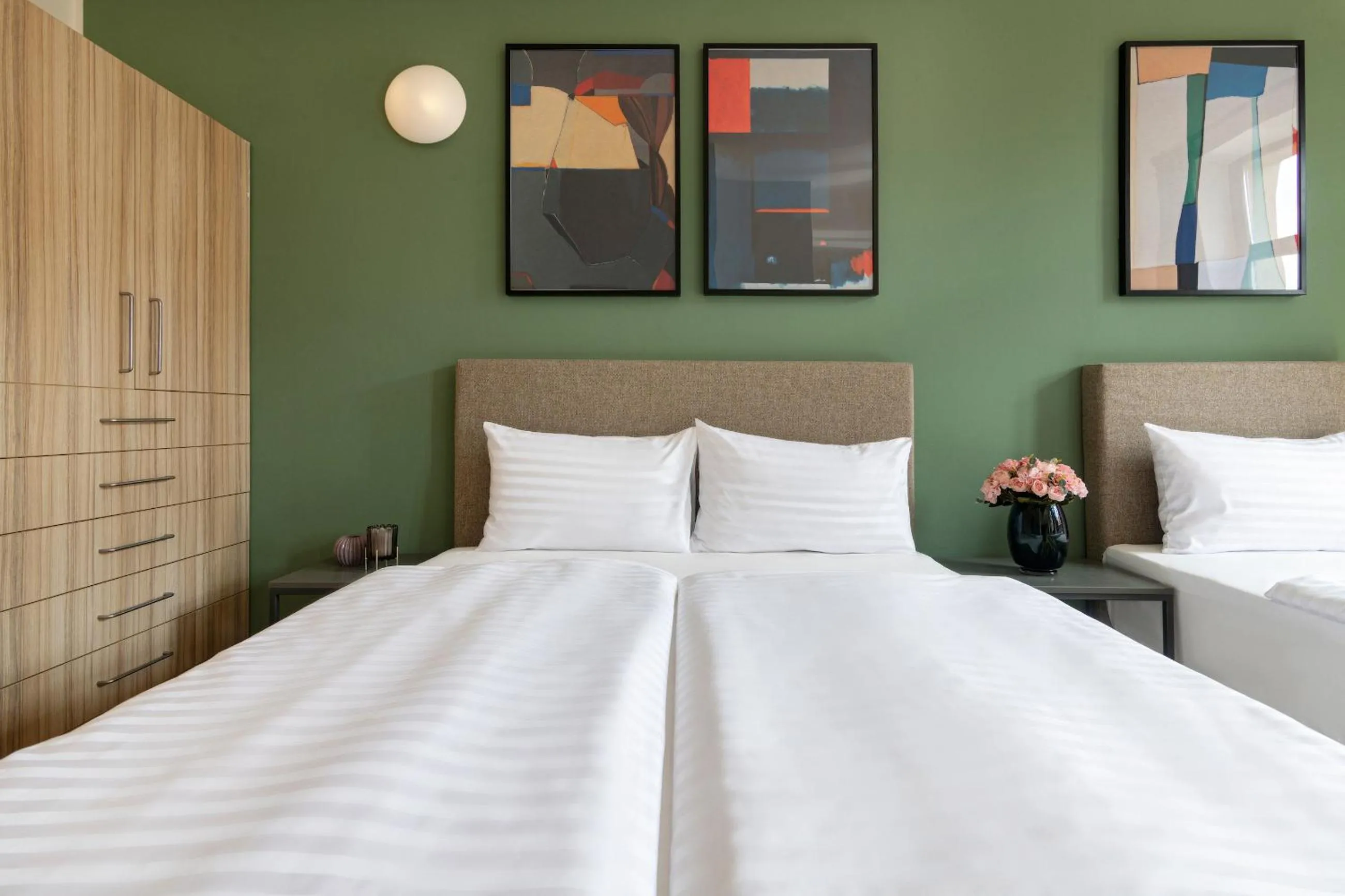 Deluxe Apartment in Bohemian Dreams Apartments and Suites by Dwellfort