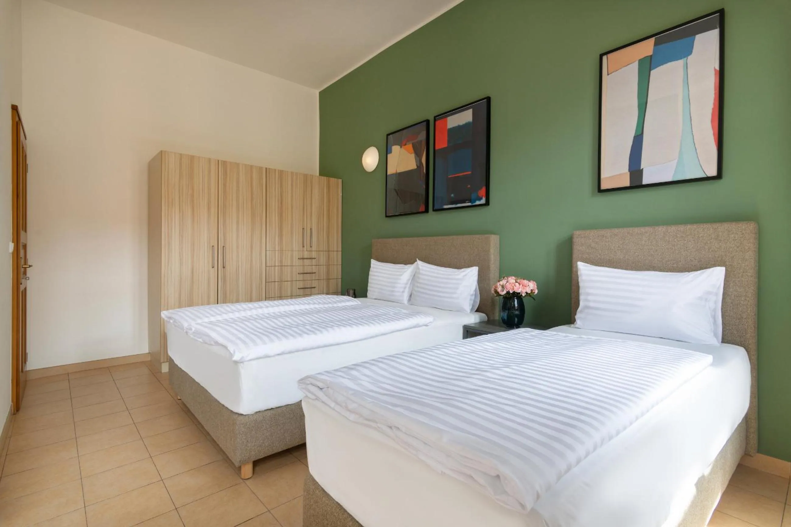 Deluxe Apartment in Bohemian Dreams Apartments and Suites by Dwellfort
