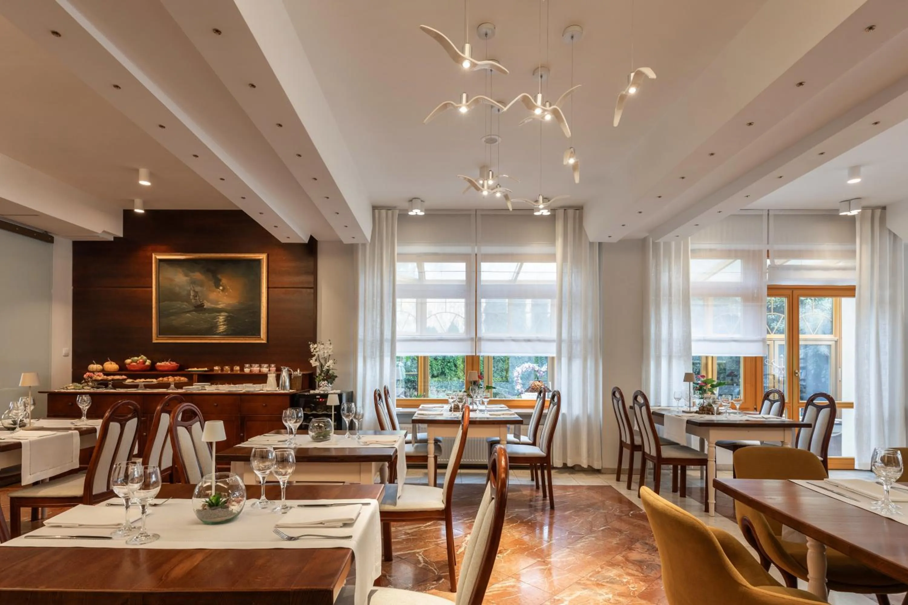 Restaurant/places to eat in Hotel Bartan Gdansk Seaside