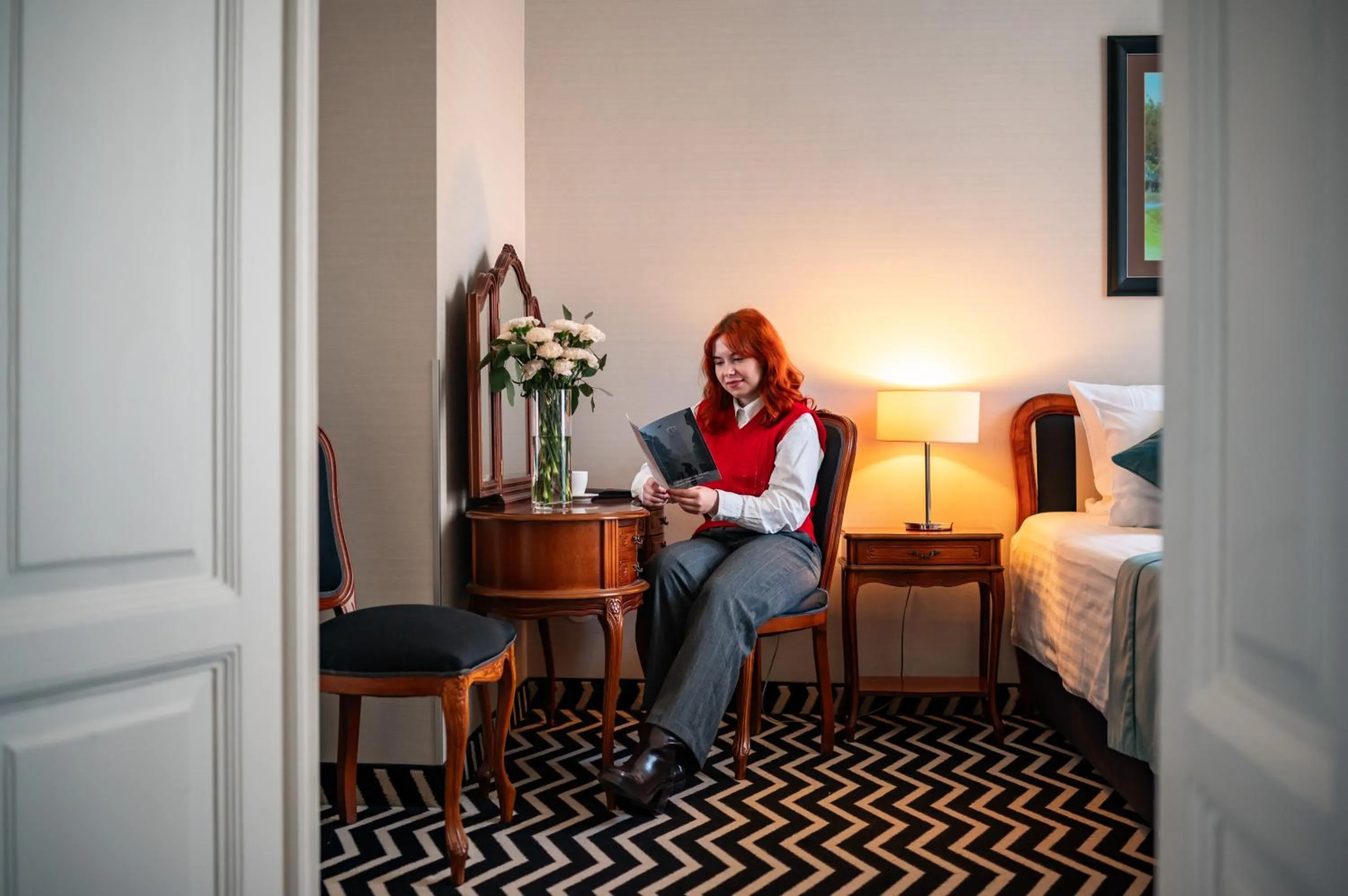 flat iron, Bed in Hotel Senacki