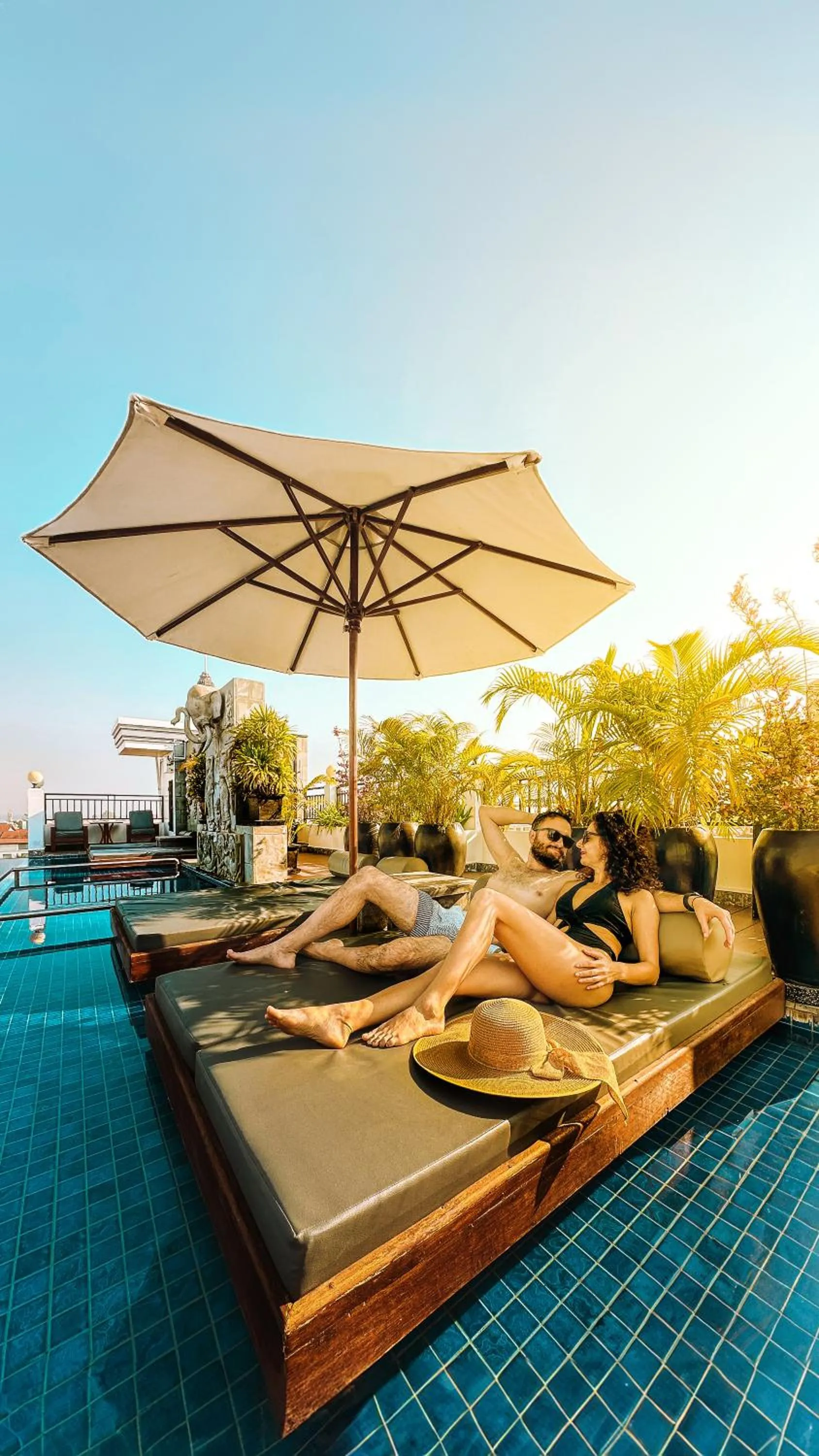 Swimming pool in Two Seasons Siem Reap Hotel