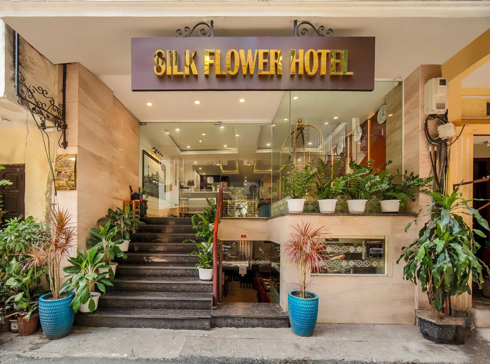 Property building in Silk Flower Hotel & Spa