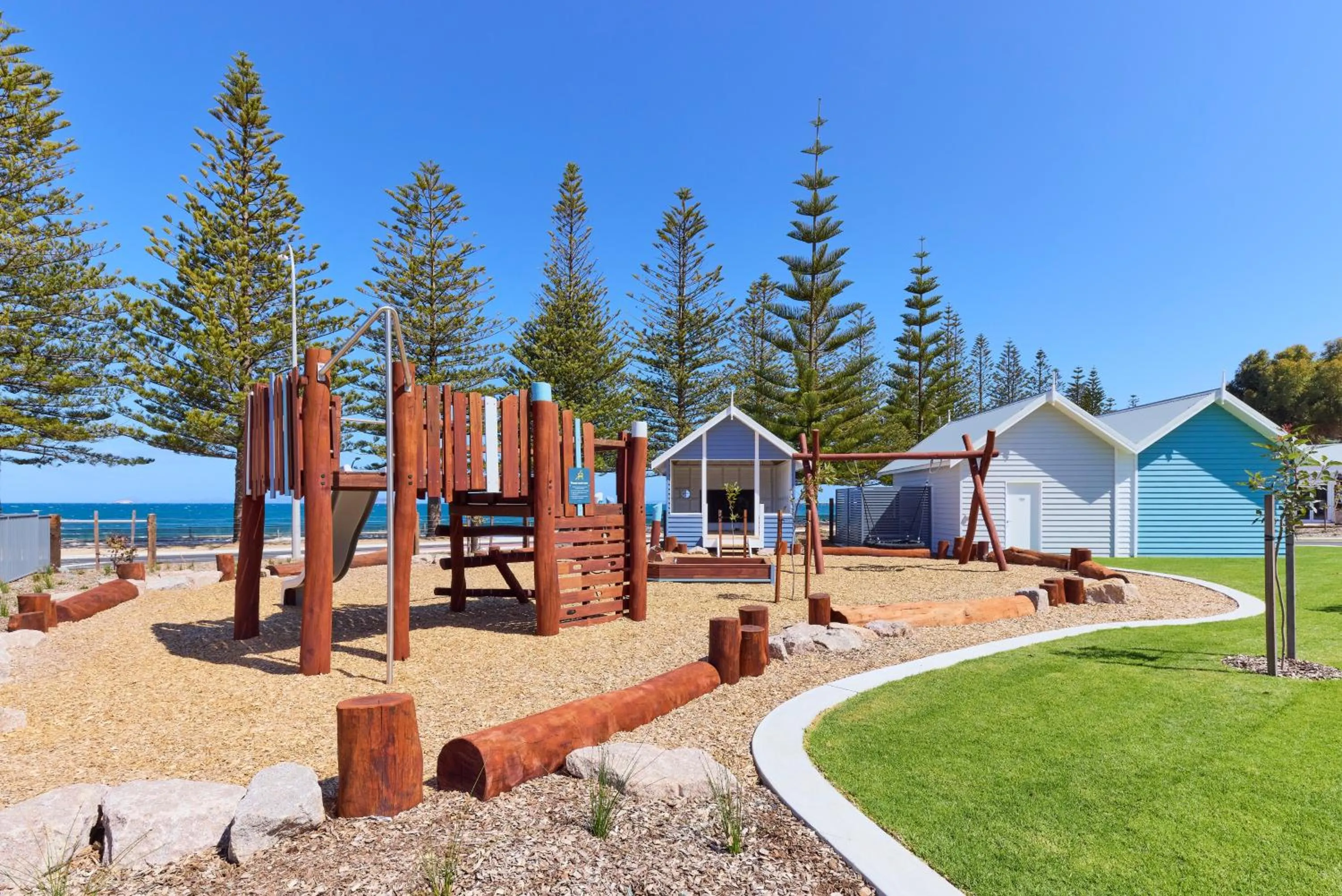 Children play ground in RAC Esperance Holiday Park