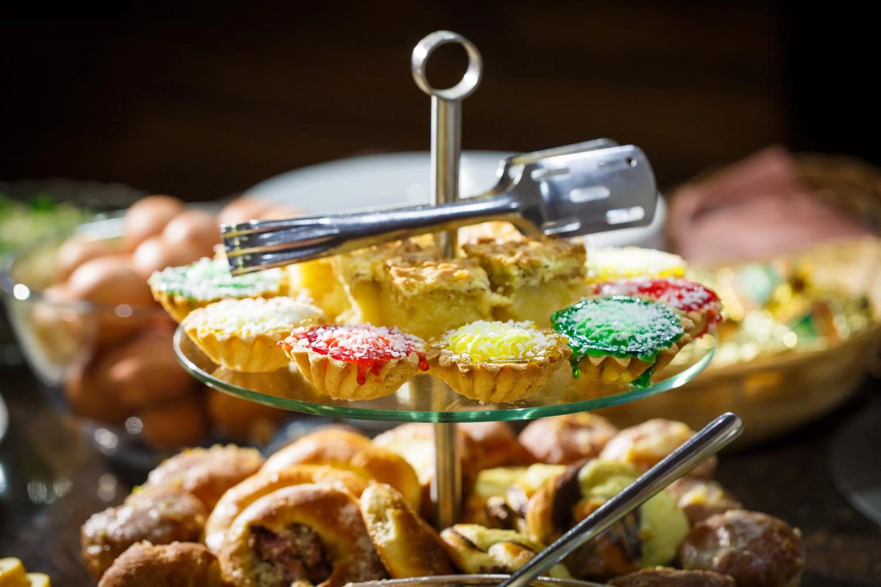 Buffet breakfast in Hotel City SM Business & Spa