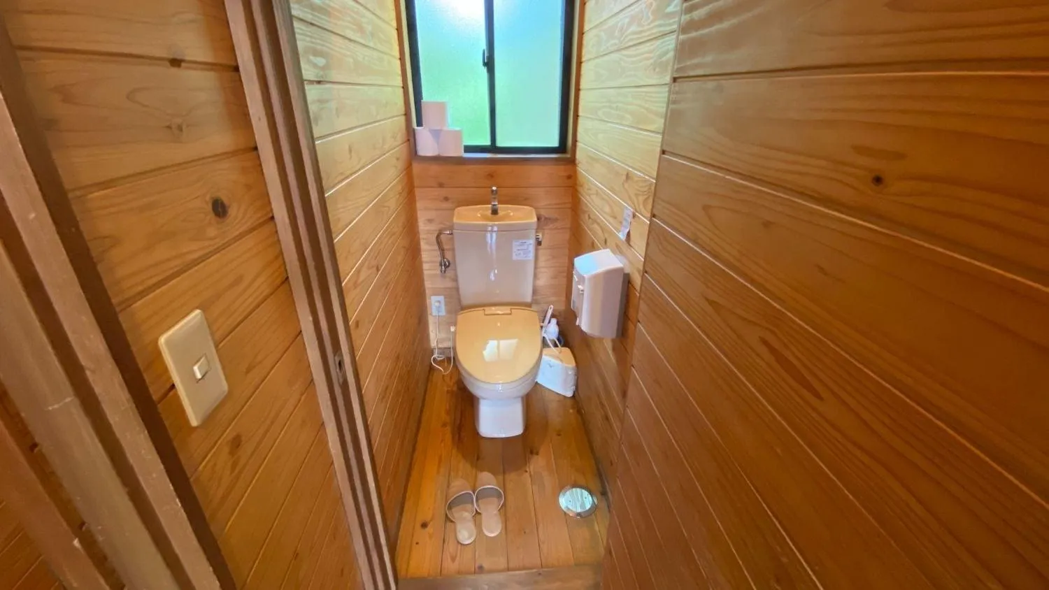 Toilet in Tabinoteitaku Yakurai Cottage