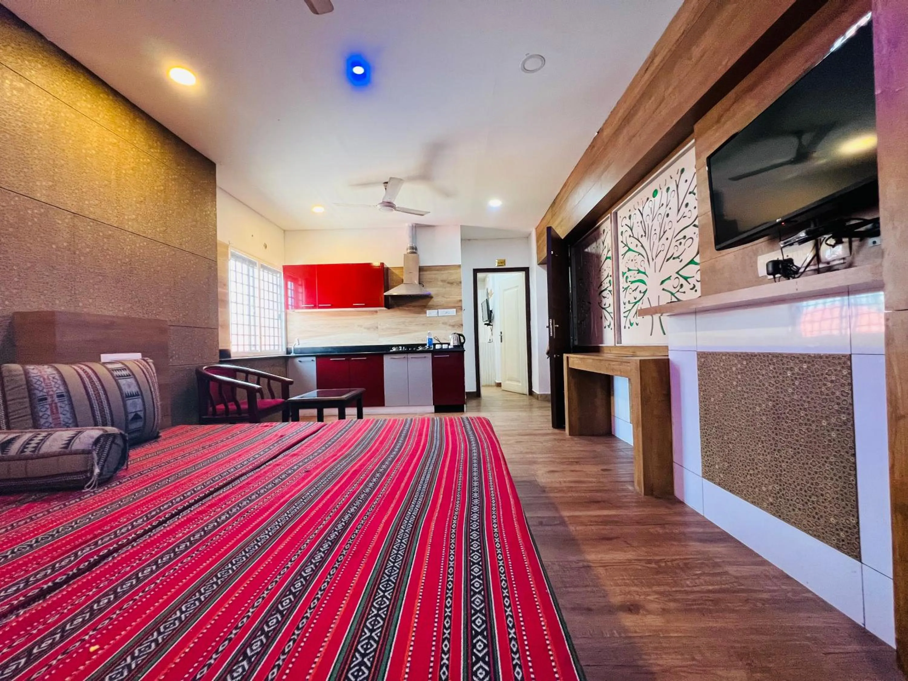 TV and multimedia in TCS SUITES