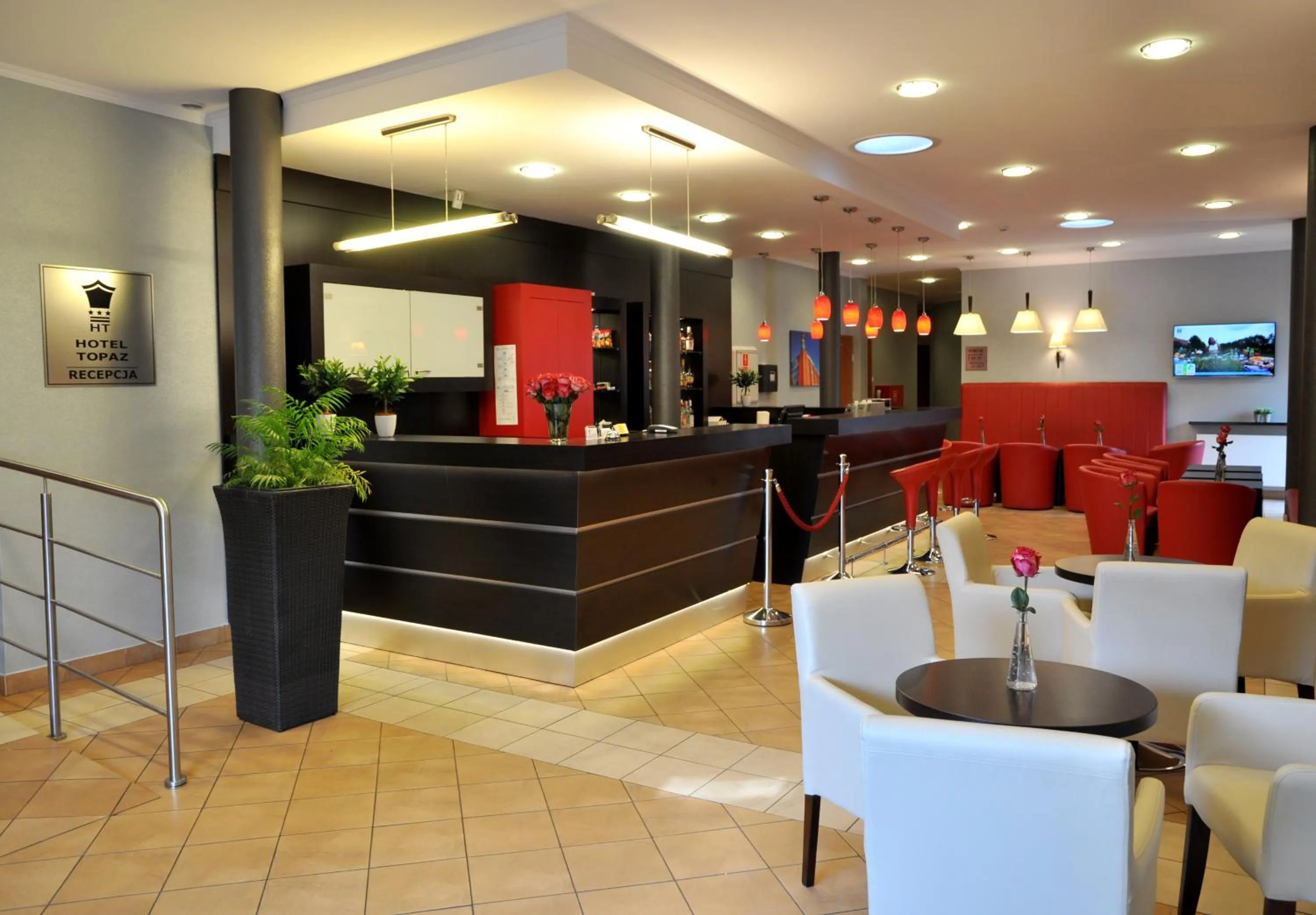 Lobby or reception in Hotel Topaz Poznań Centrum