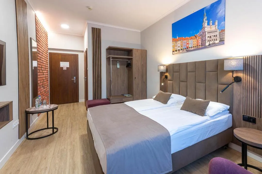 Photo of the whole room, Bed in Hotel Topaz Poznań Centrum