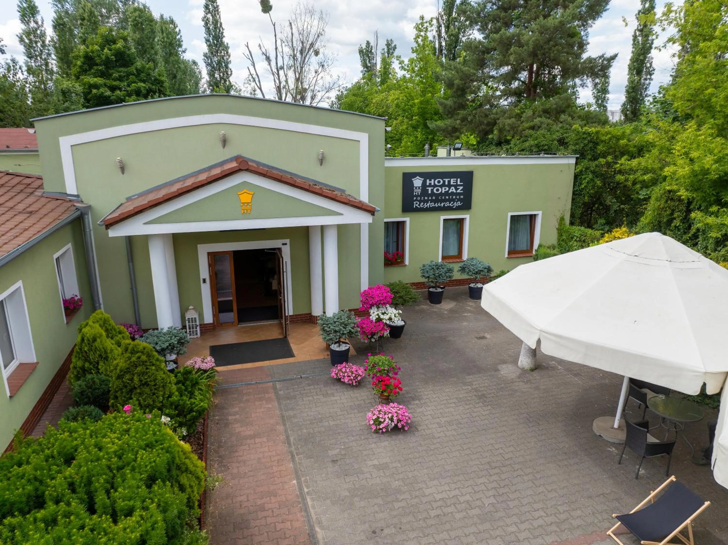 Property building in Hotel Topaz Poznań Centrum
