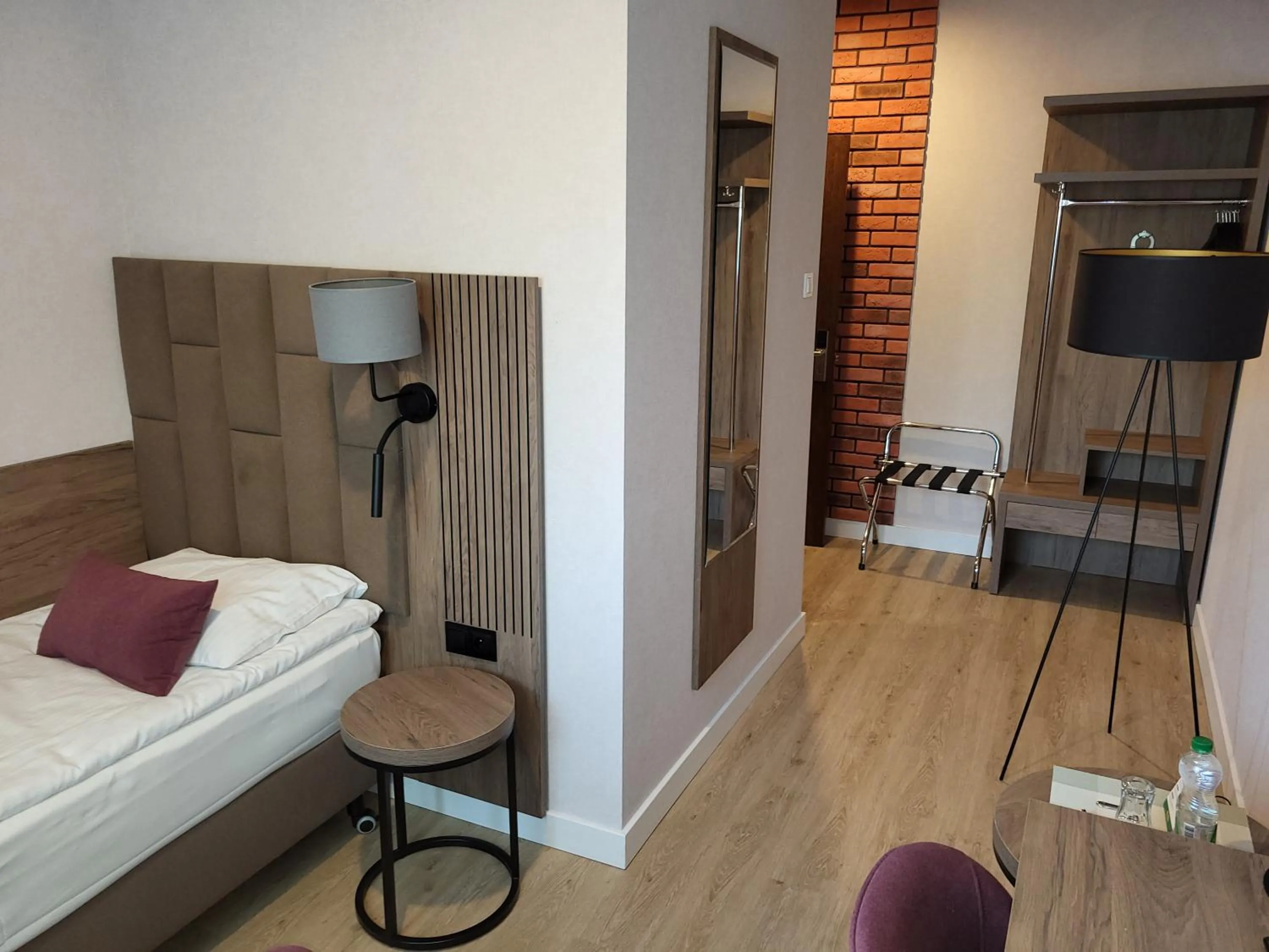 Photo of the whole room, Bed in Hotel Topaz Poznań Centrum