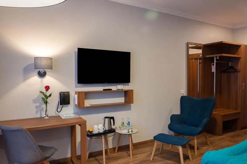 Photo of the whole room in Hotel Topaz Poznań Centrum