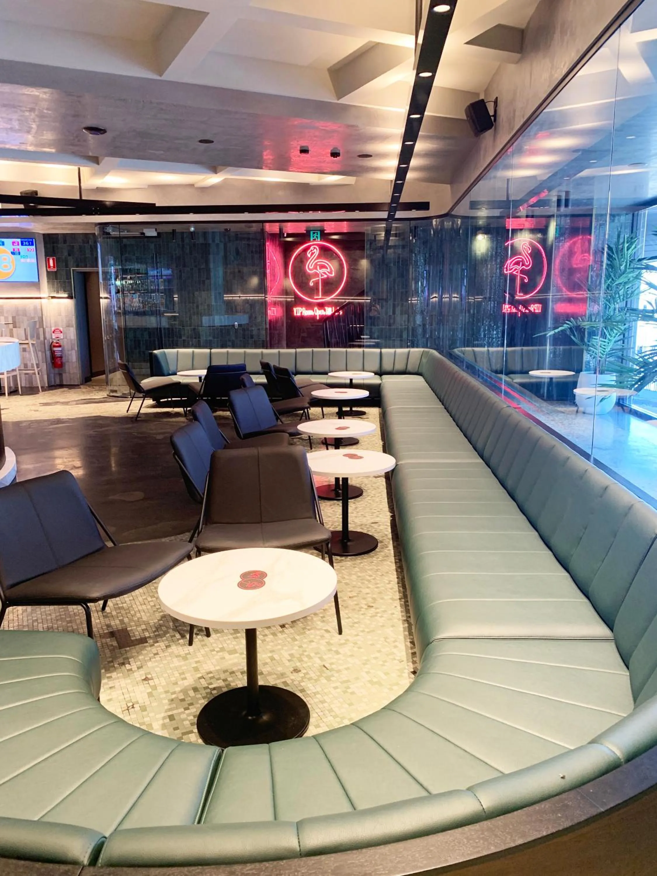 Lounge or bar in Illinois Hotel