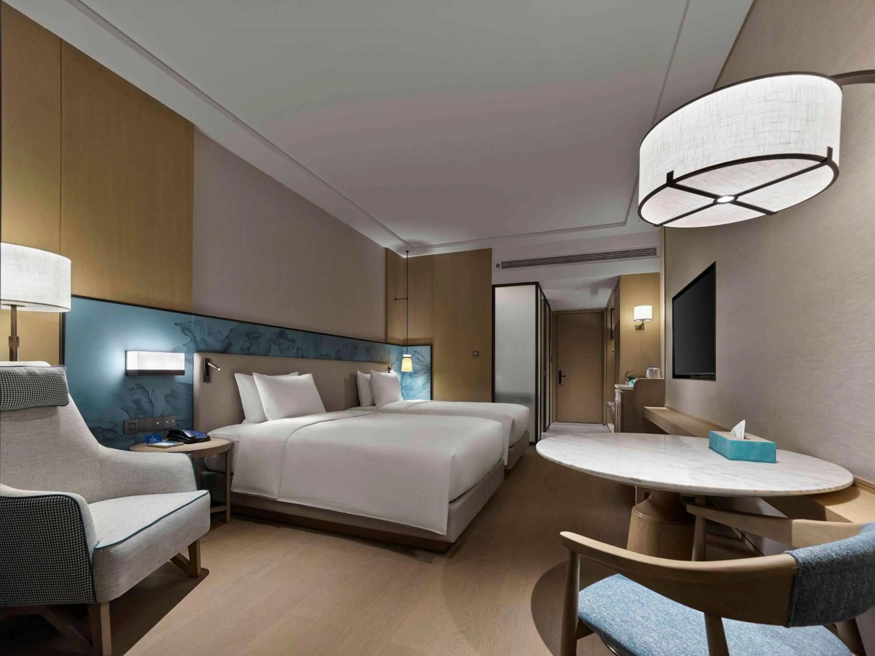 Bedroom, Bed in Doubletree By Hilton Taizhou Shenxianju