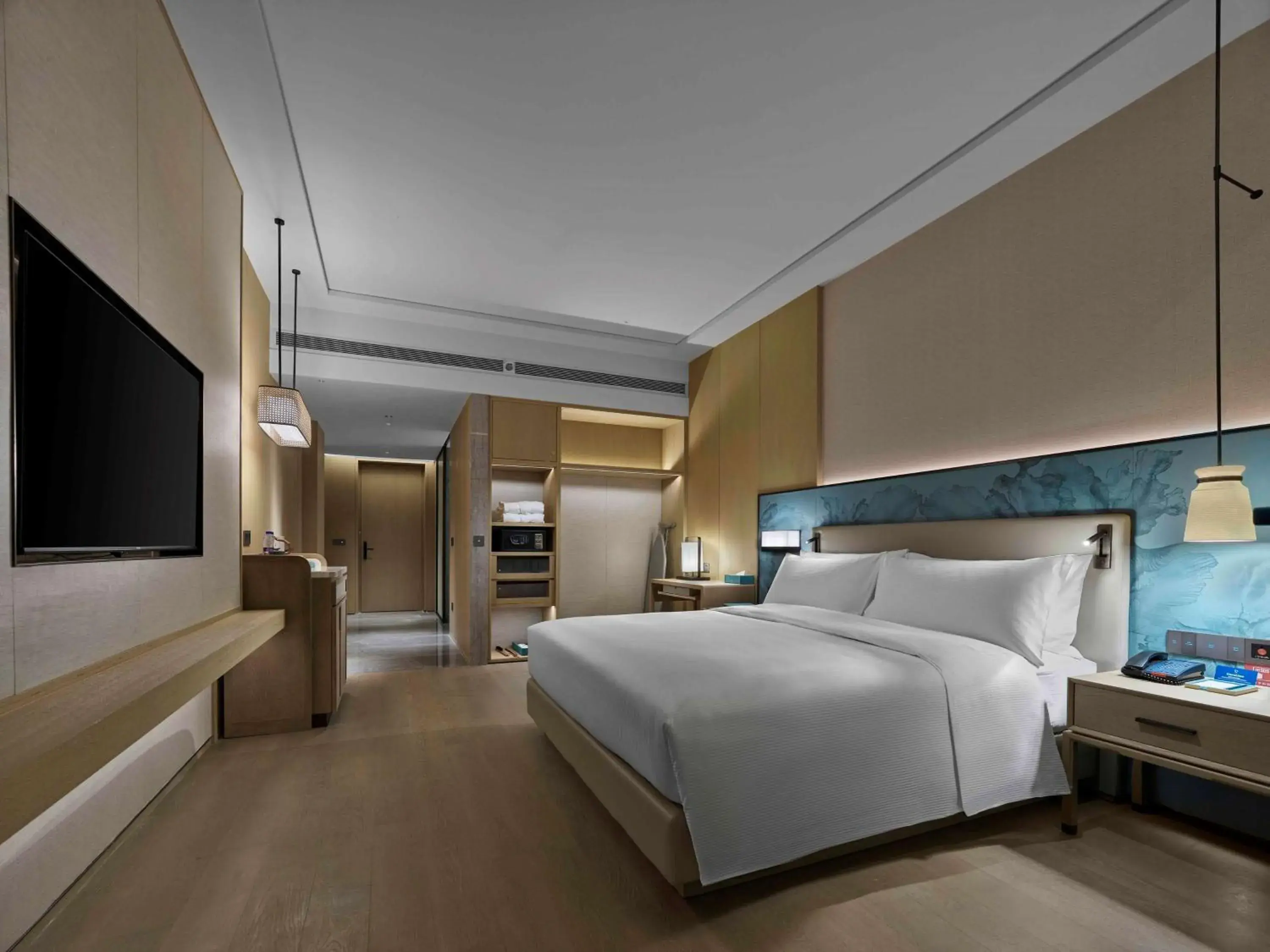 King Room - Mobility Accessible in Doubletree By Hilton Taizhou Shenxianju King Room - Mobility Accessible in Doubletree By Hilton Taizhou Shenxianju