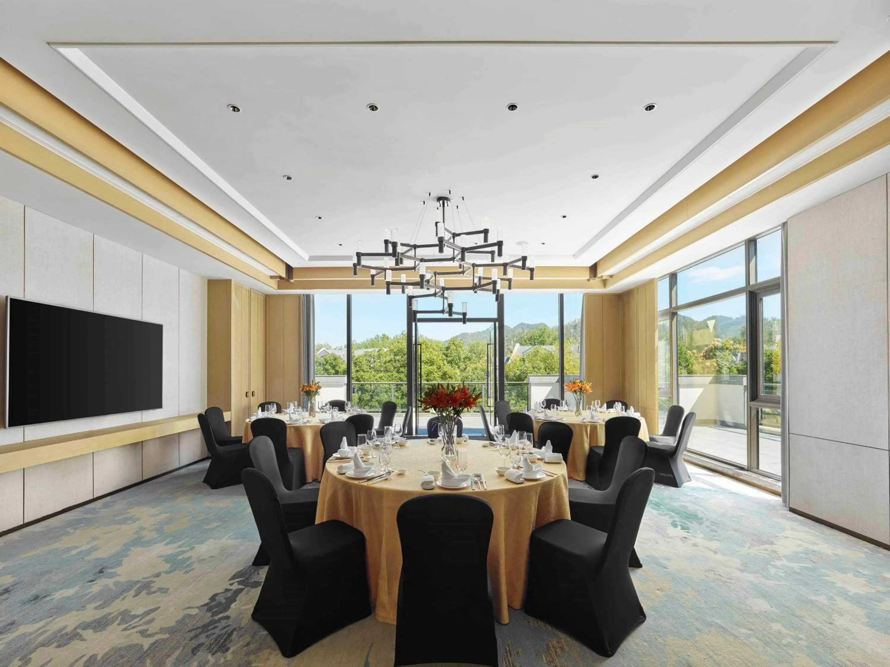 Meeting/conference room in Doubletree By Hilton Taizhou Shenxianju