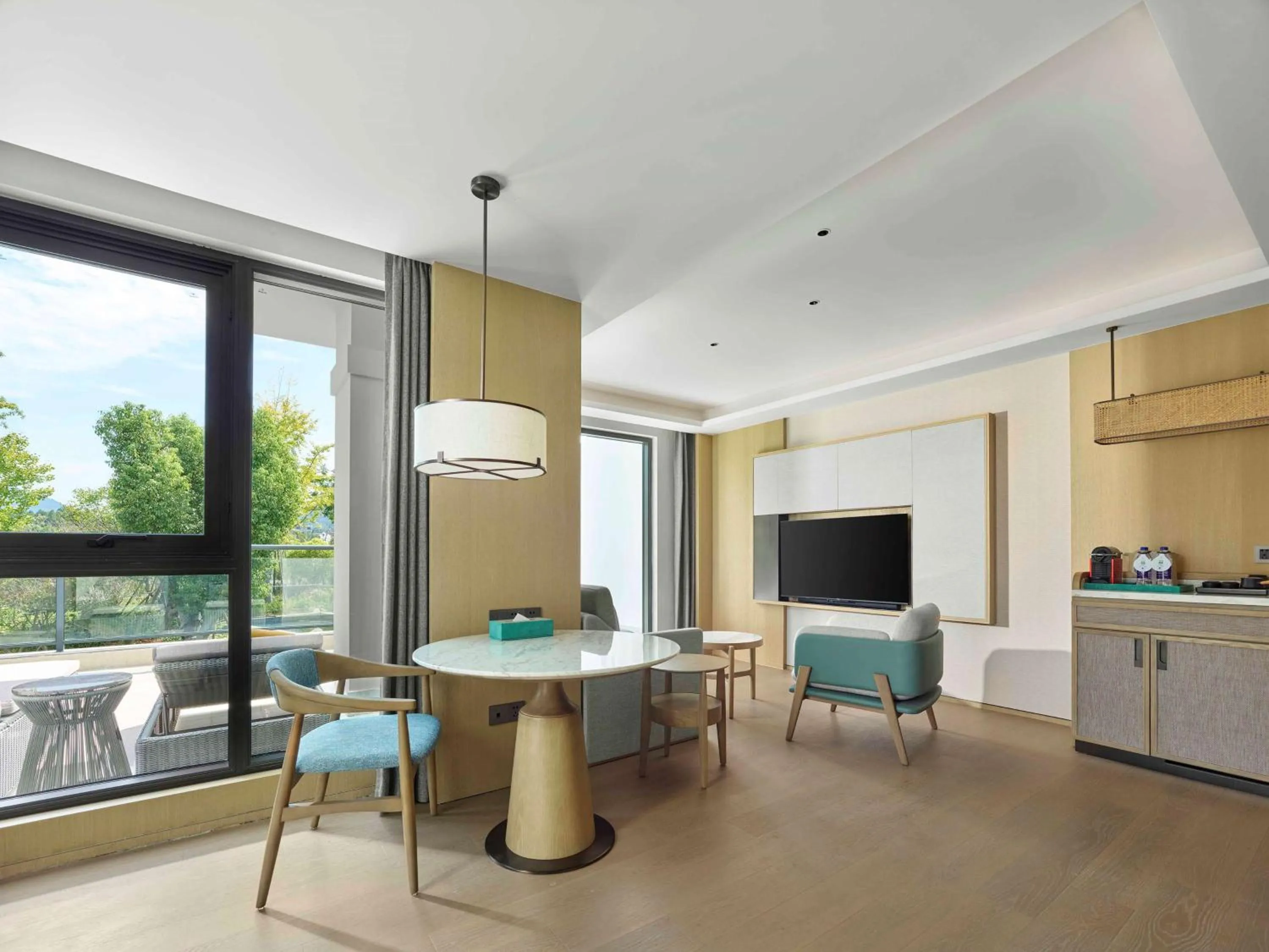 Living room in Doubletree By Hilton Taizhou Shenxianju