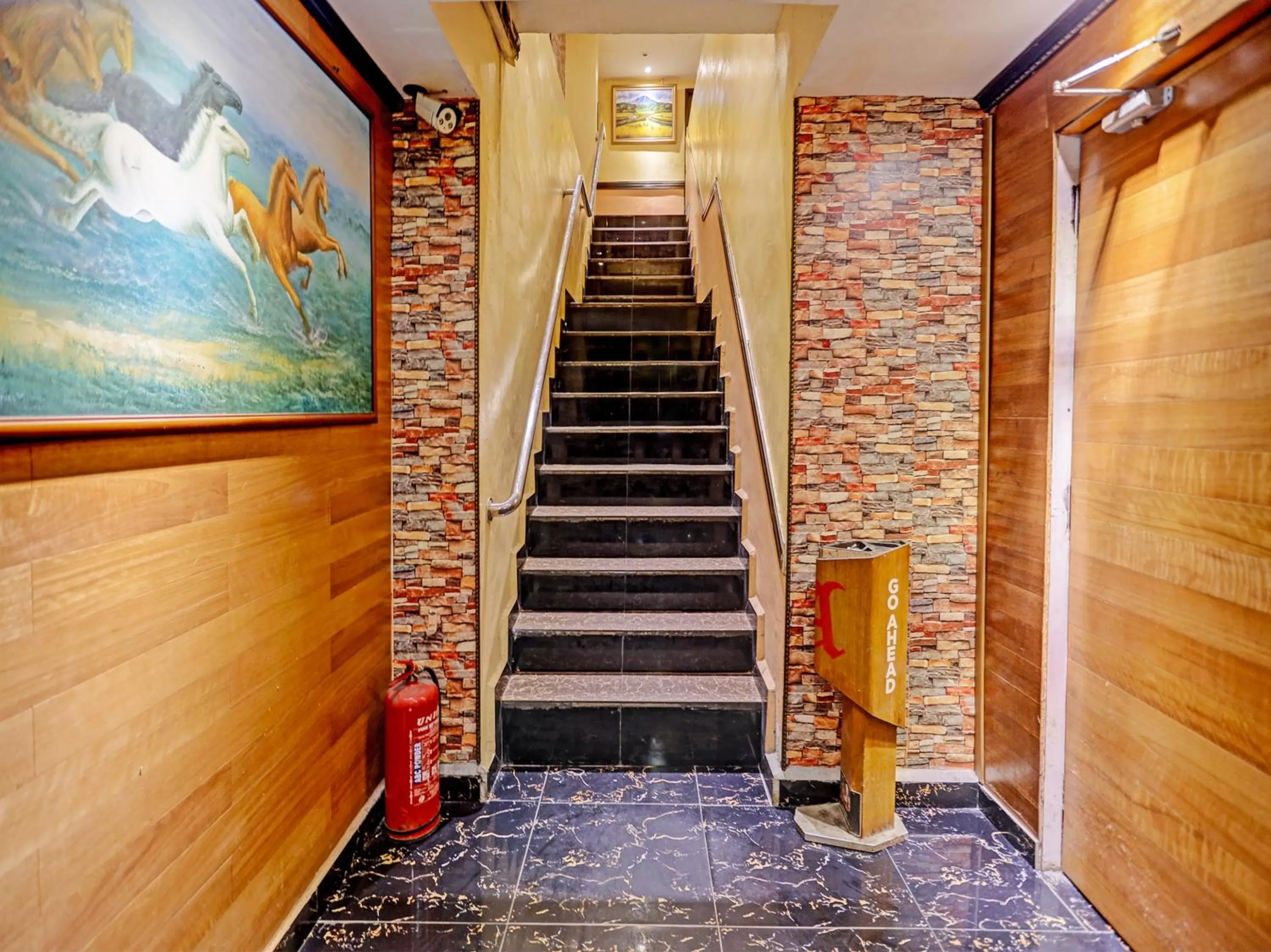 Area and facilities in Hotel O Jasmine 999