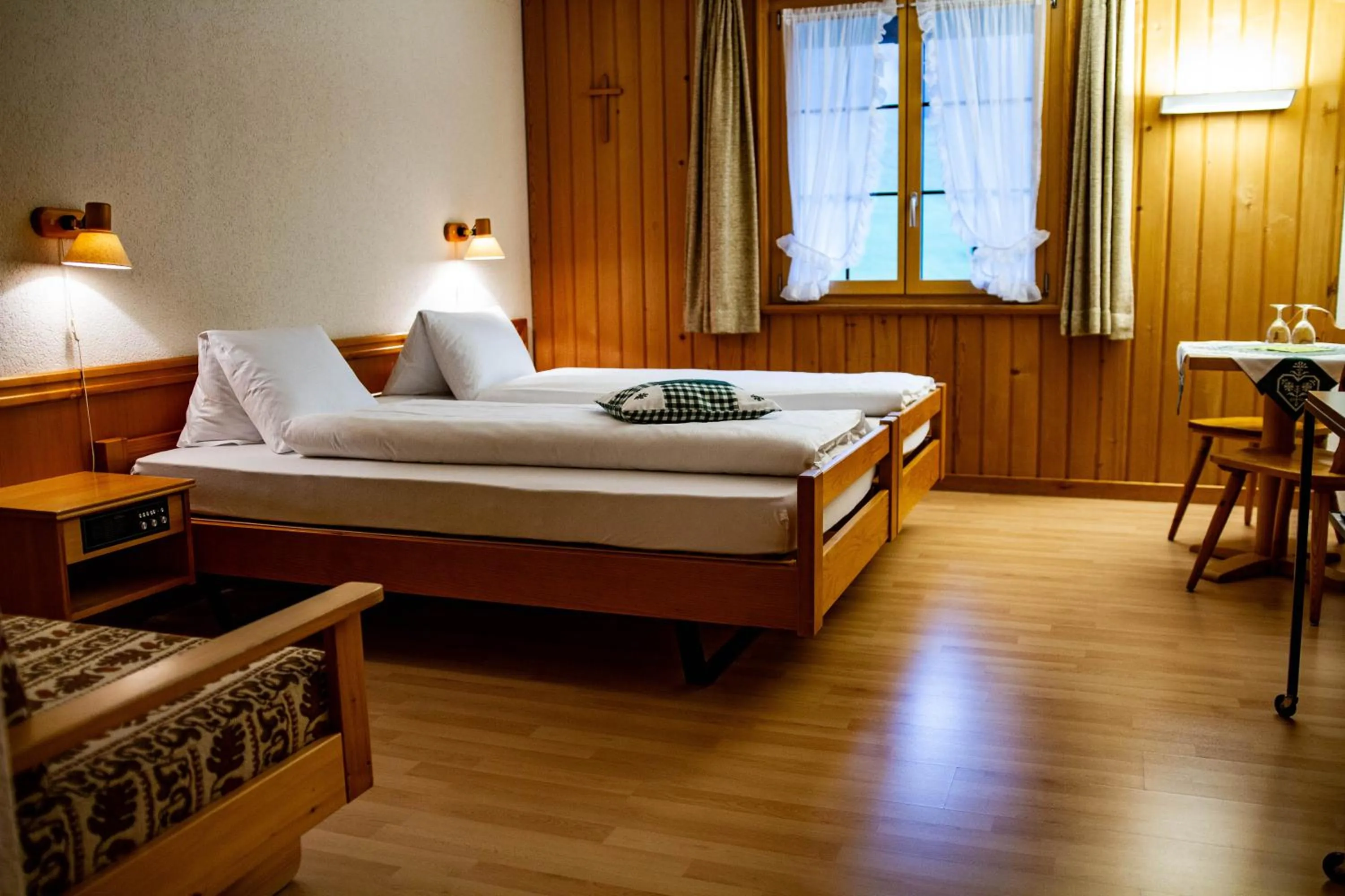 Photo of the whole room, Bed in Kurhaus Heiligkreuz