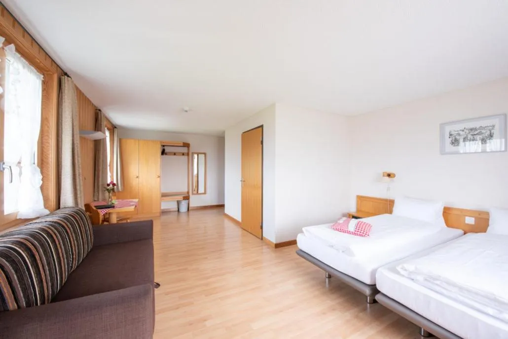 Bed in Kurhaus Heiligkreuz